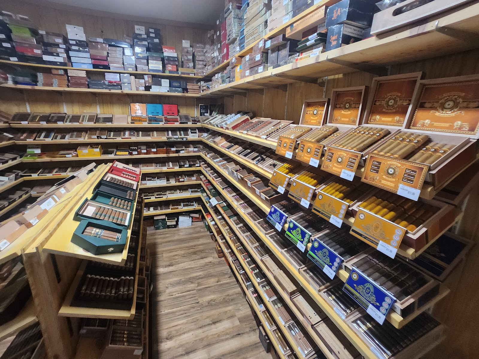 Scenic City Cigars, LLC photo 2