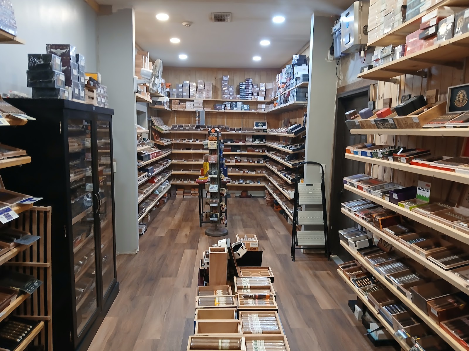 Scenic City Cigars, LLC photo 5