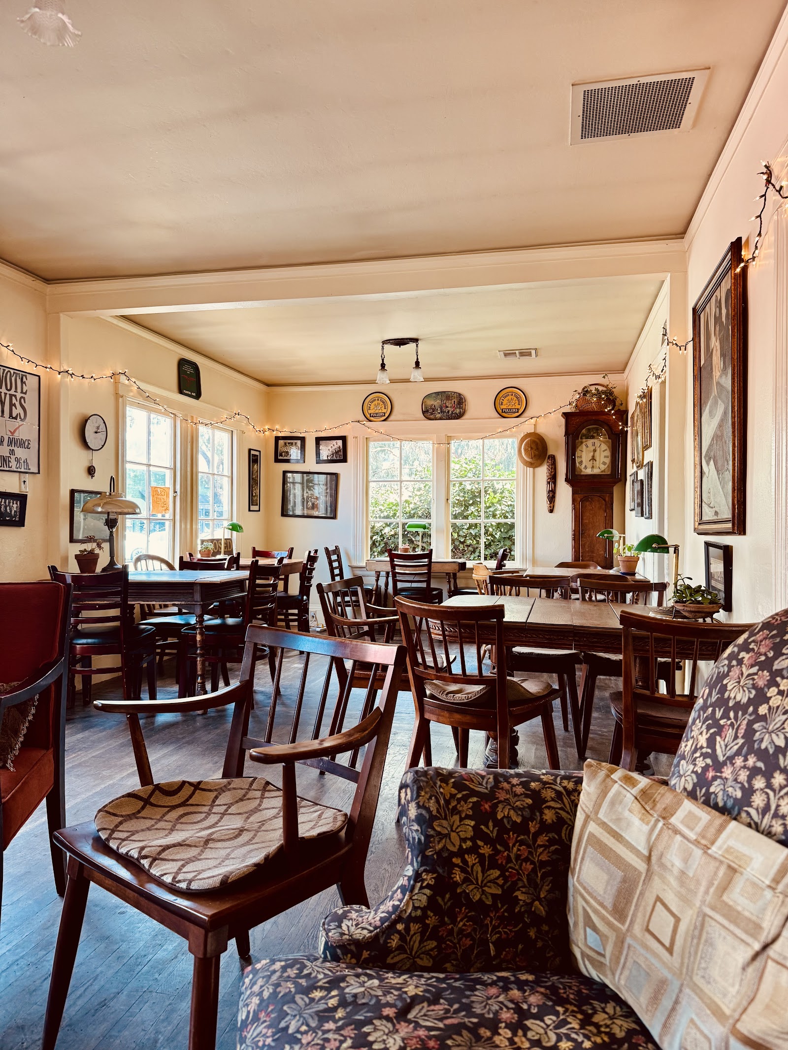 Schmidt's Tobacco & Trading Company photo 4