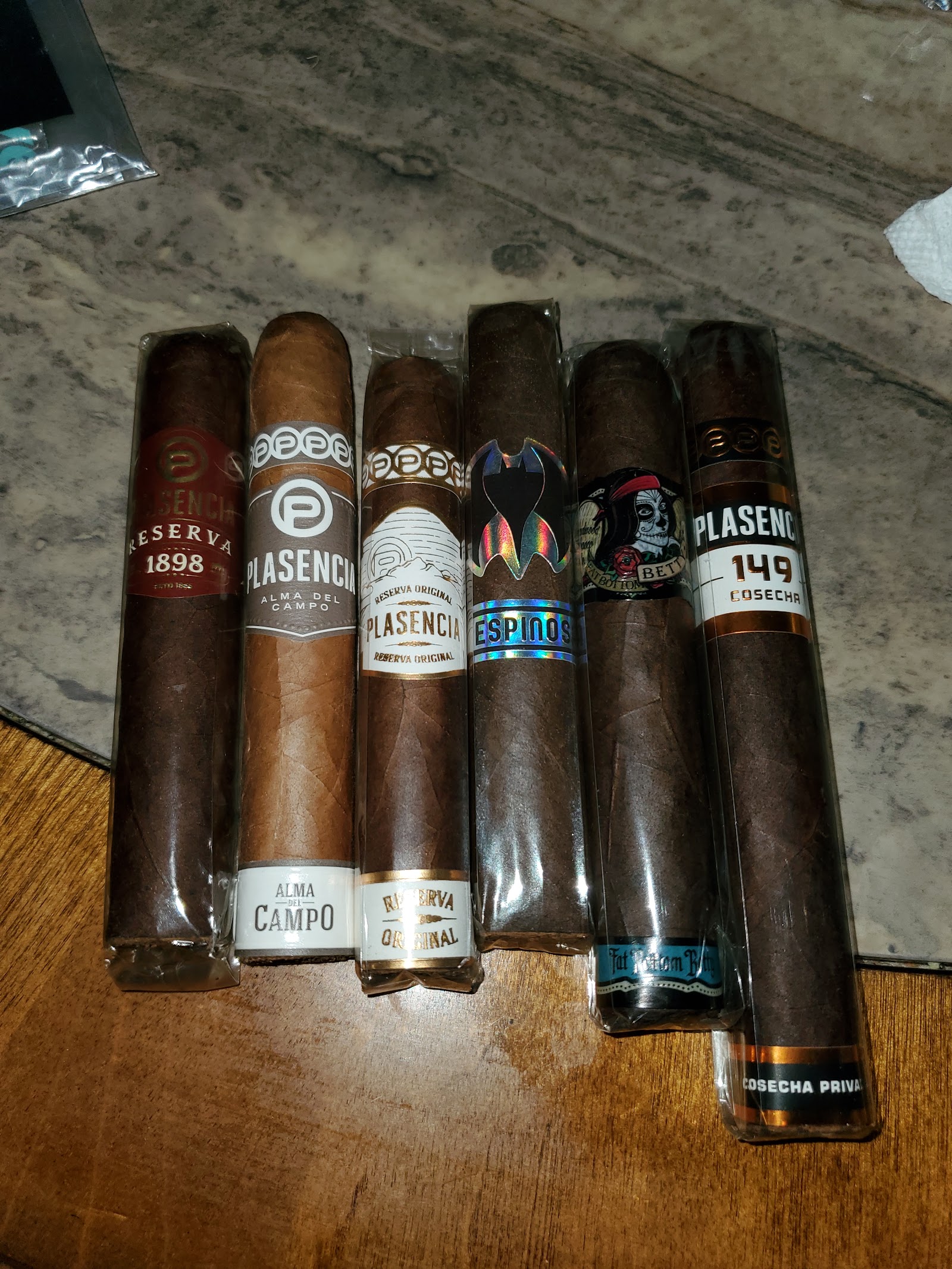 Seguin Cigar photo 8