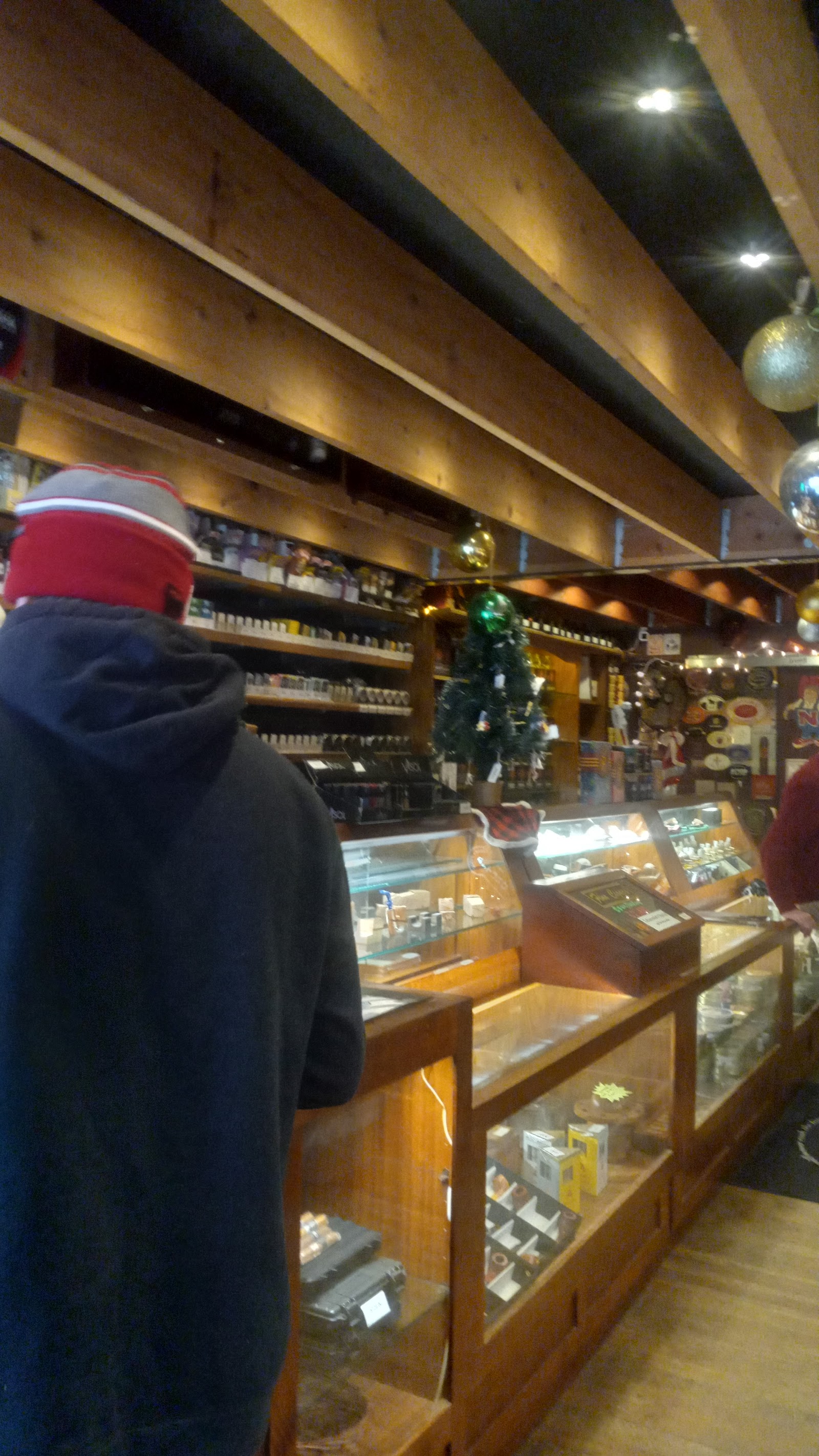 SG Roi Tobacconist photo 9