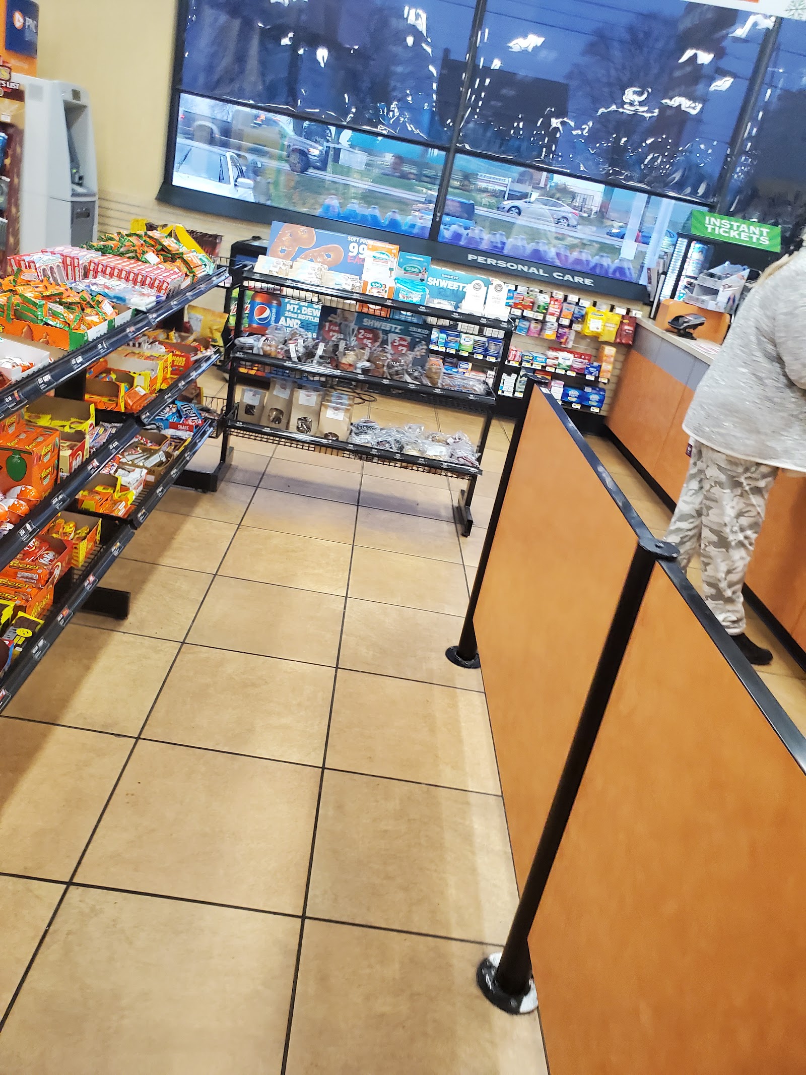 Sheetz # 76 Chambersburg PA photo 10
