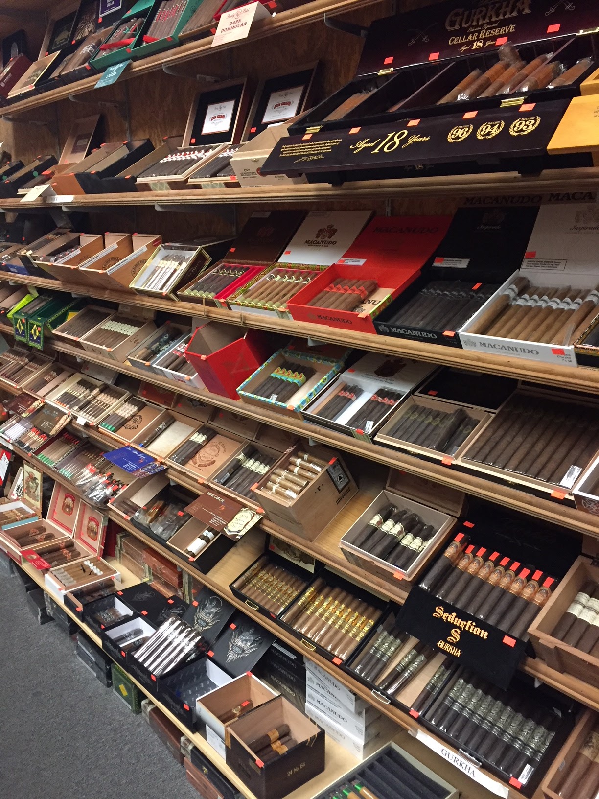 Sid's Tobacco LLC photo 3