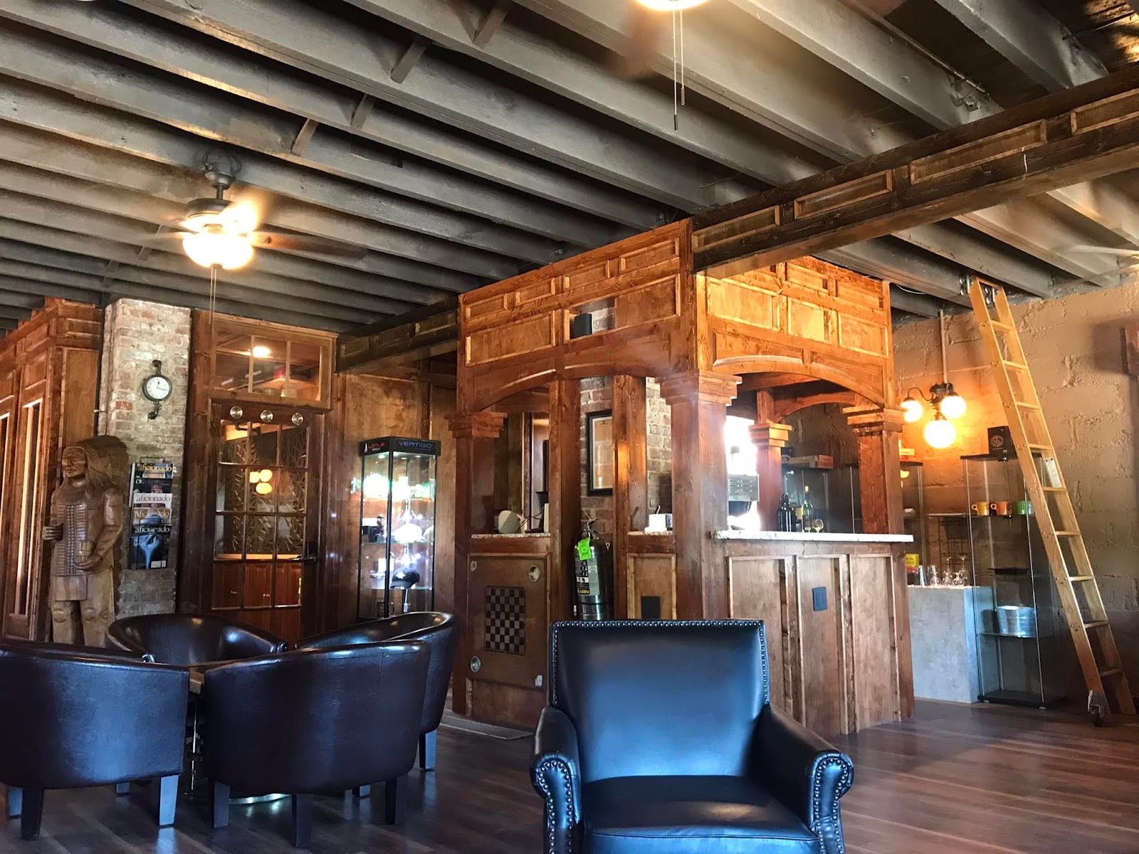 Sigaro Cigar Lounge & Store photo 2