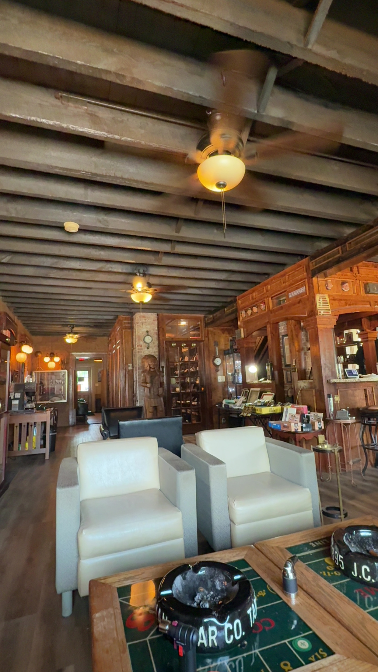 Sigaro Cigar Lounge & Store photo 9