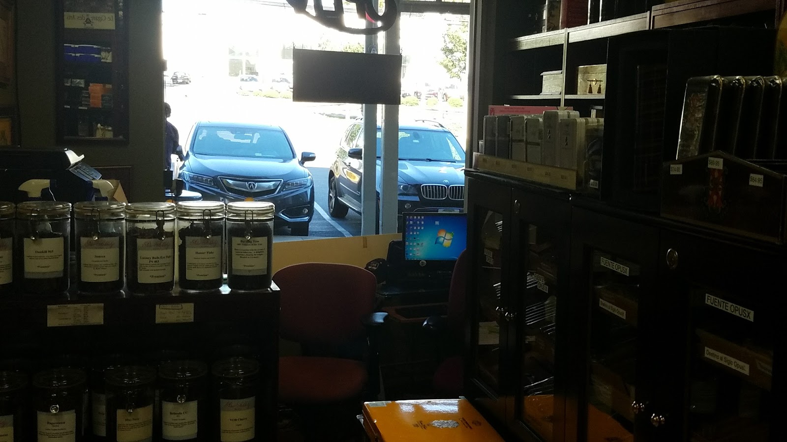 Signature Cigars - Rockville, MD photo 8