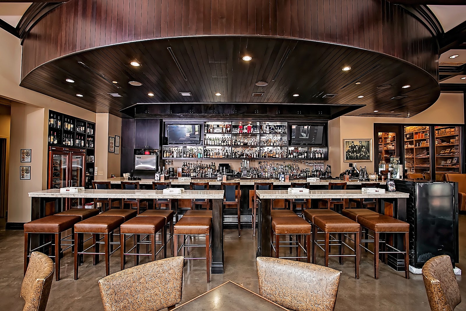 Silver Leaf Cigar Lounge photo 6