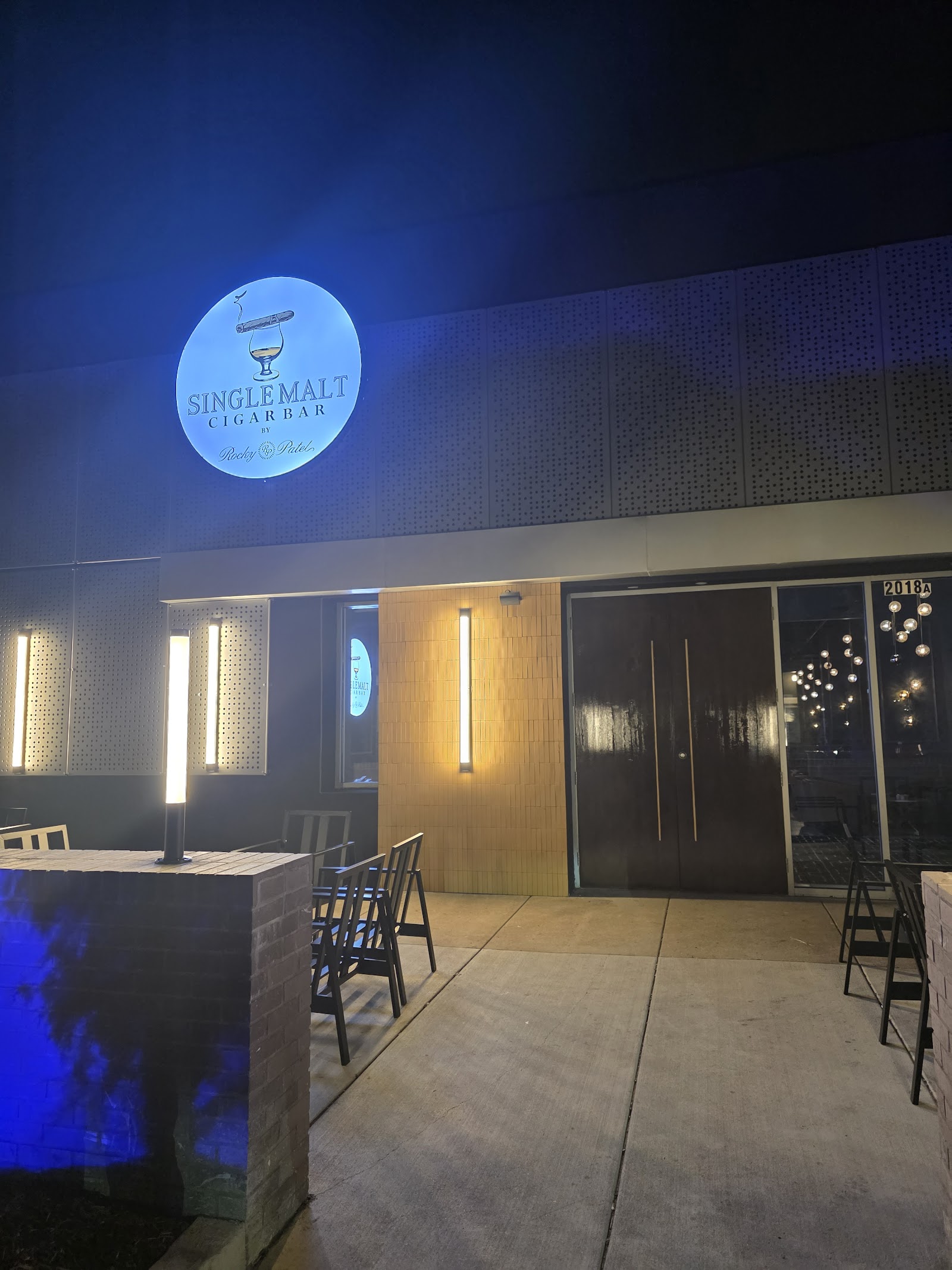 Single Malt Cigar Bar