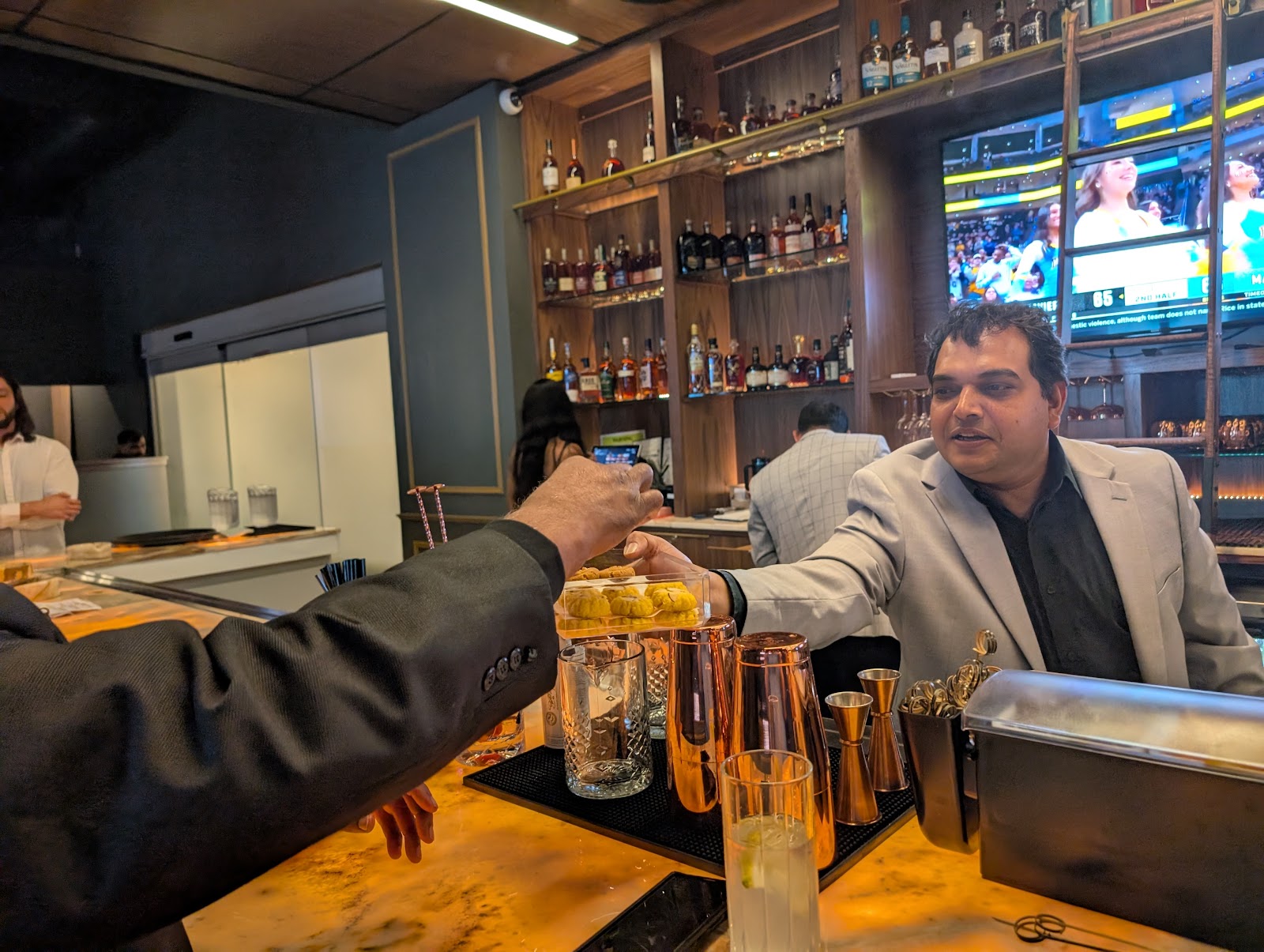 Single Malt Cigar Bar photo 4