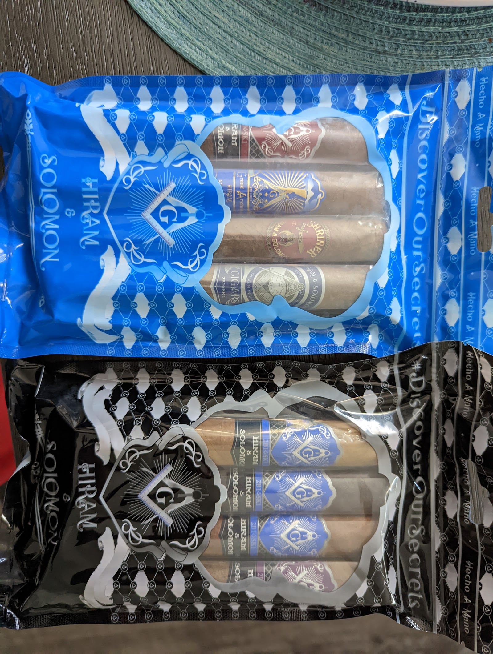 Small Batch Cigar photo 2