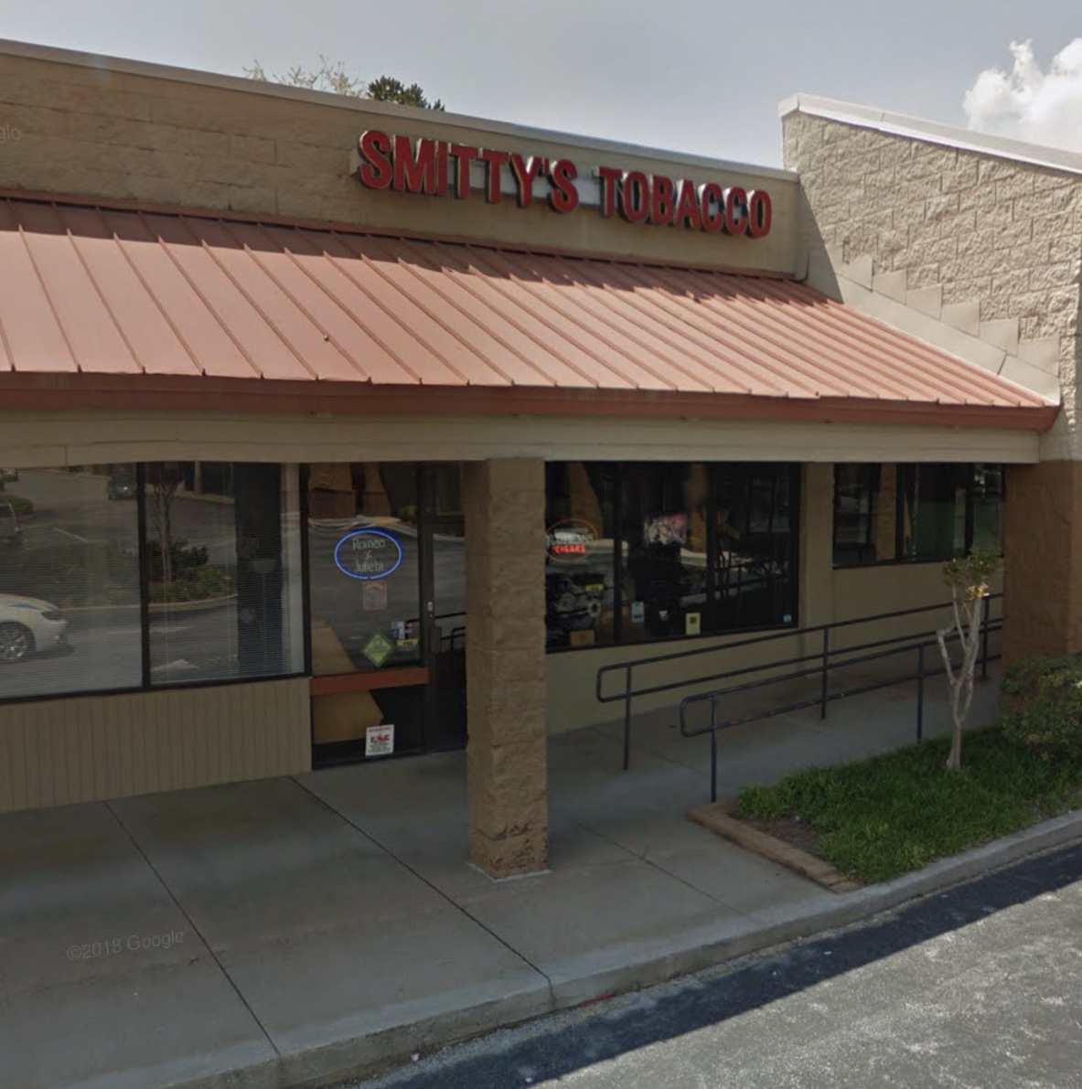 Smitty's Cigar Lounge