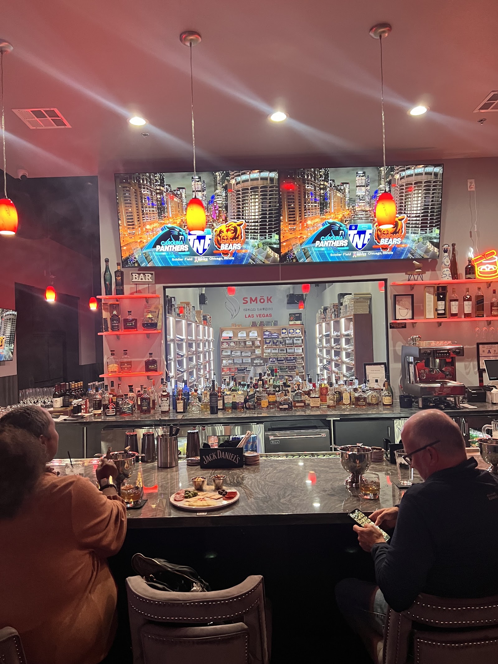 Smok Cigar Lounge photo 4