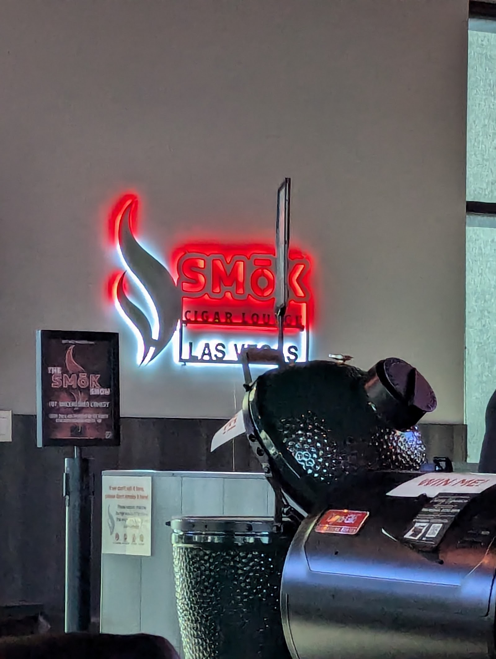 Smok Cigar Lounge photo 8