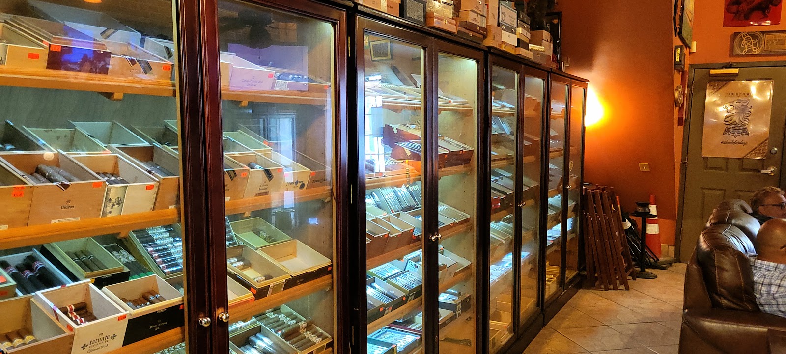 Smoke on the Water Cigars - New Orleans, LA photo 2