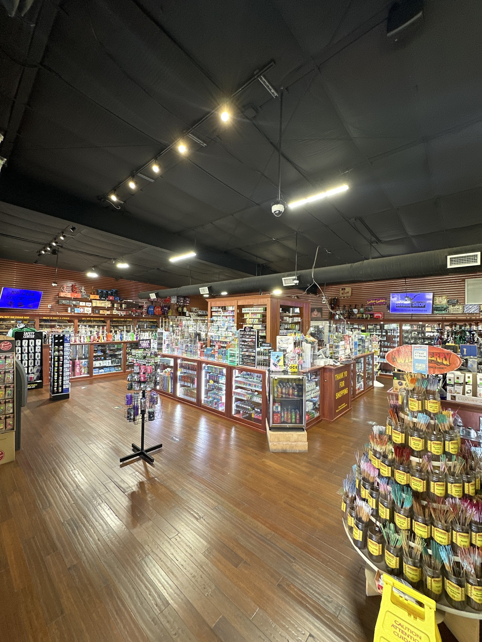 Smoke Shop photo 2