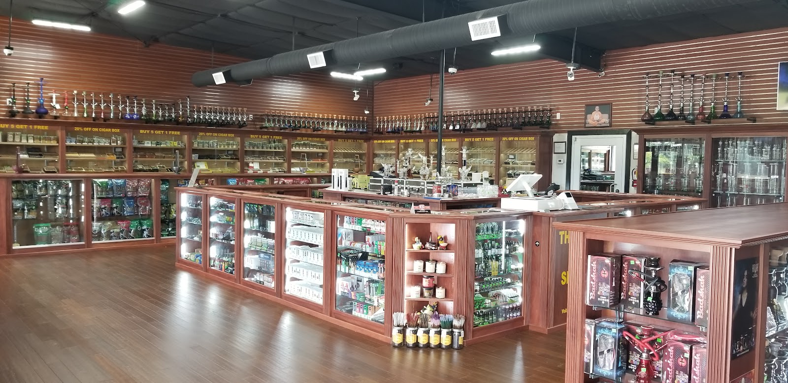 Smoke Shop photo 4