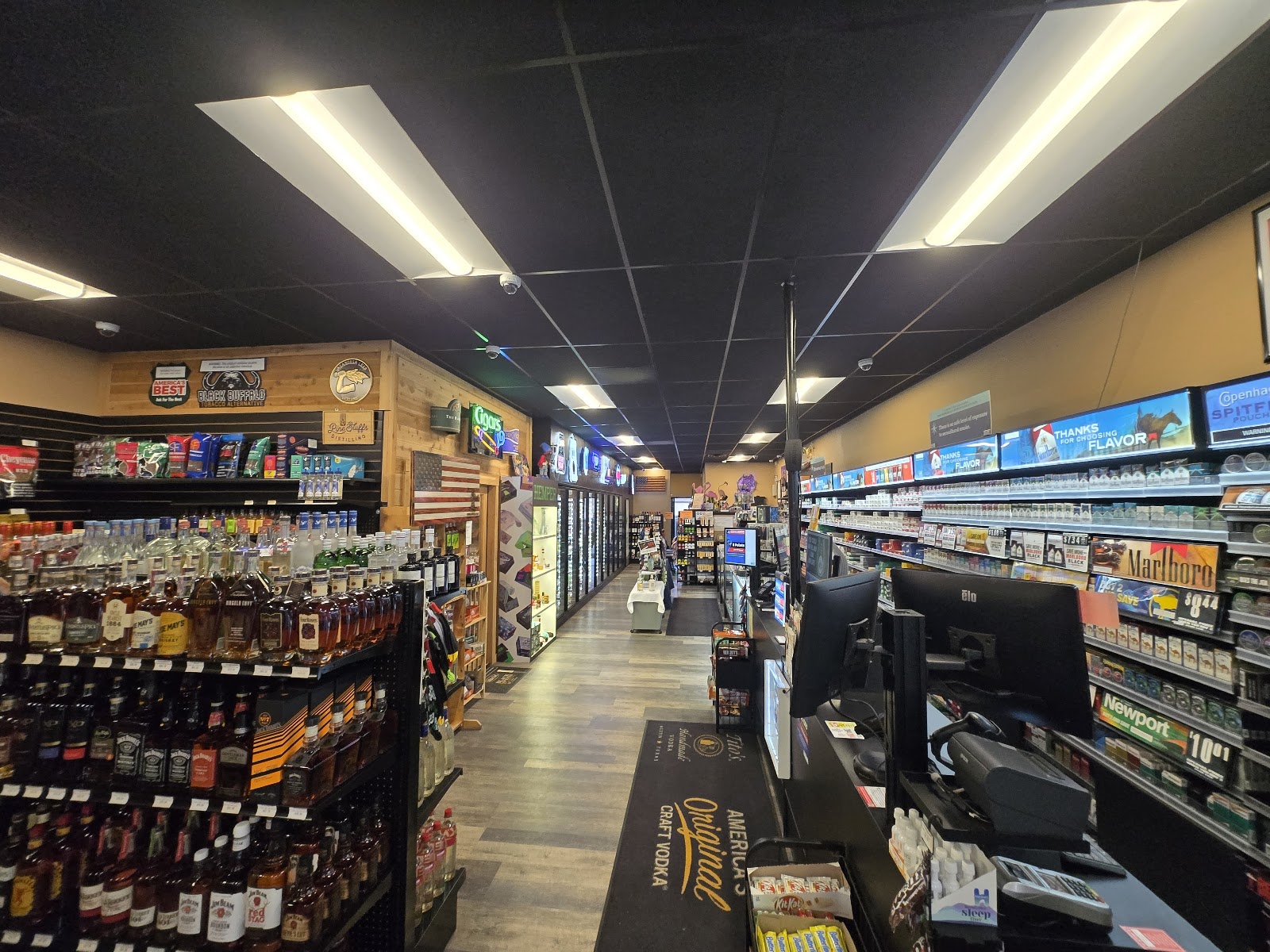 Smoker Friendly #013 - Sidney, NE photo 4