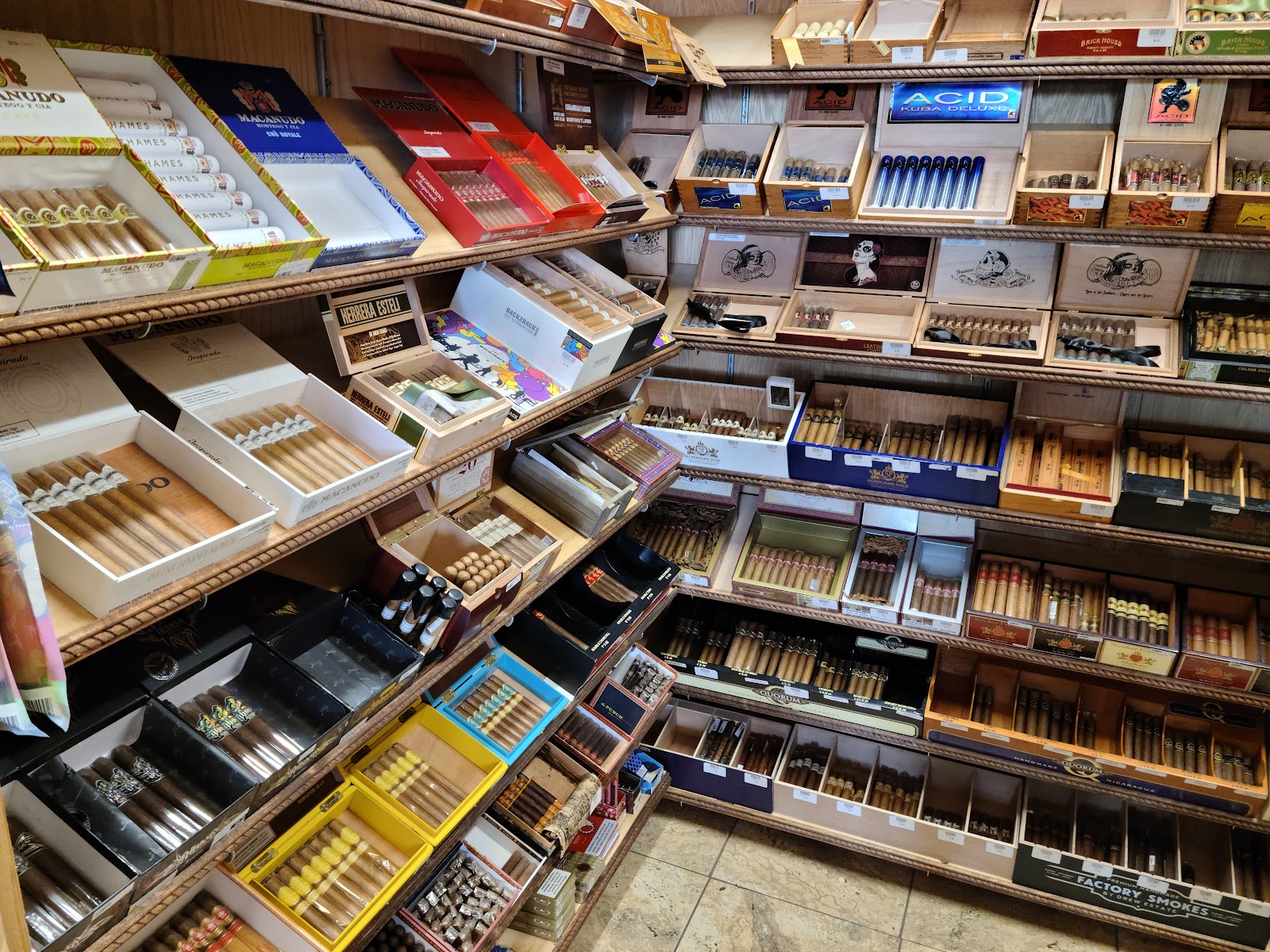 Smoker Friendly #013 - Sidney, NE photo 6