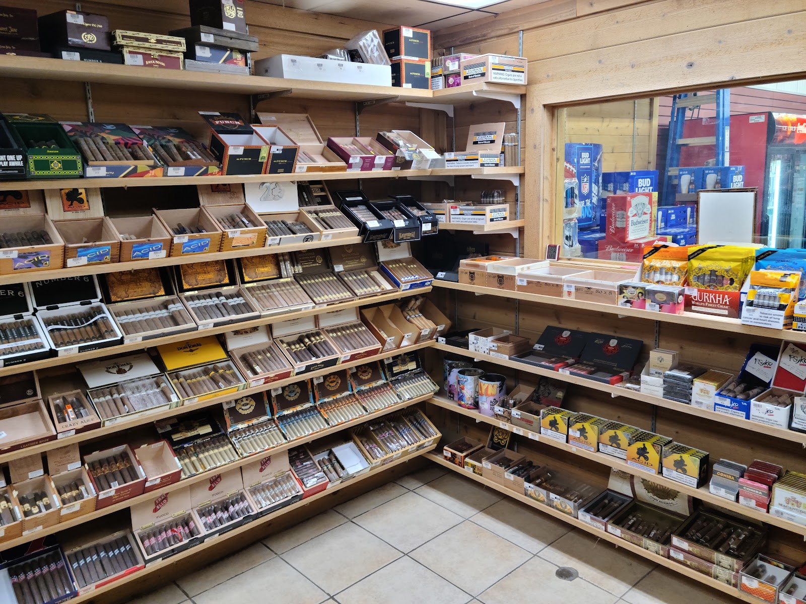 Smoker Friendly #015 - Grand Island, NE photo 7