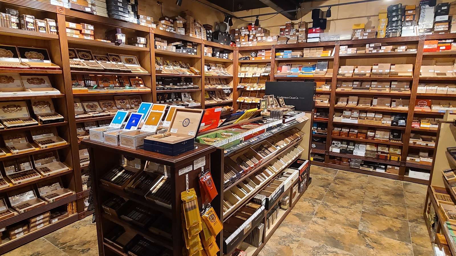 Smoker Friendly #181, dba Havana Manor - Longmont, CO photo 5