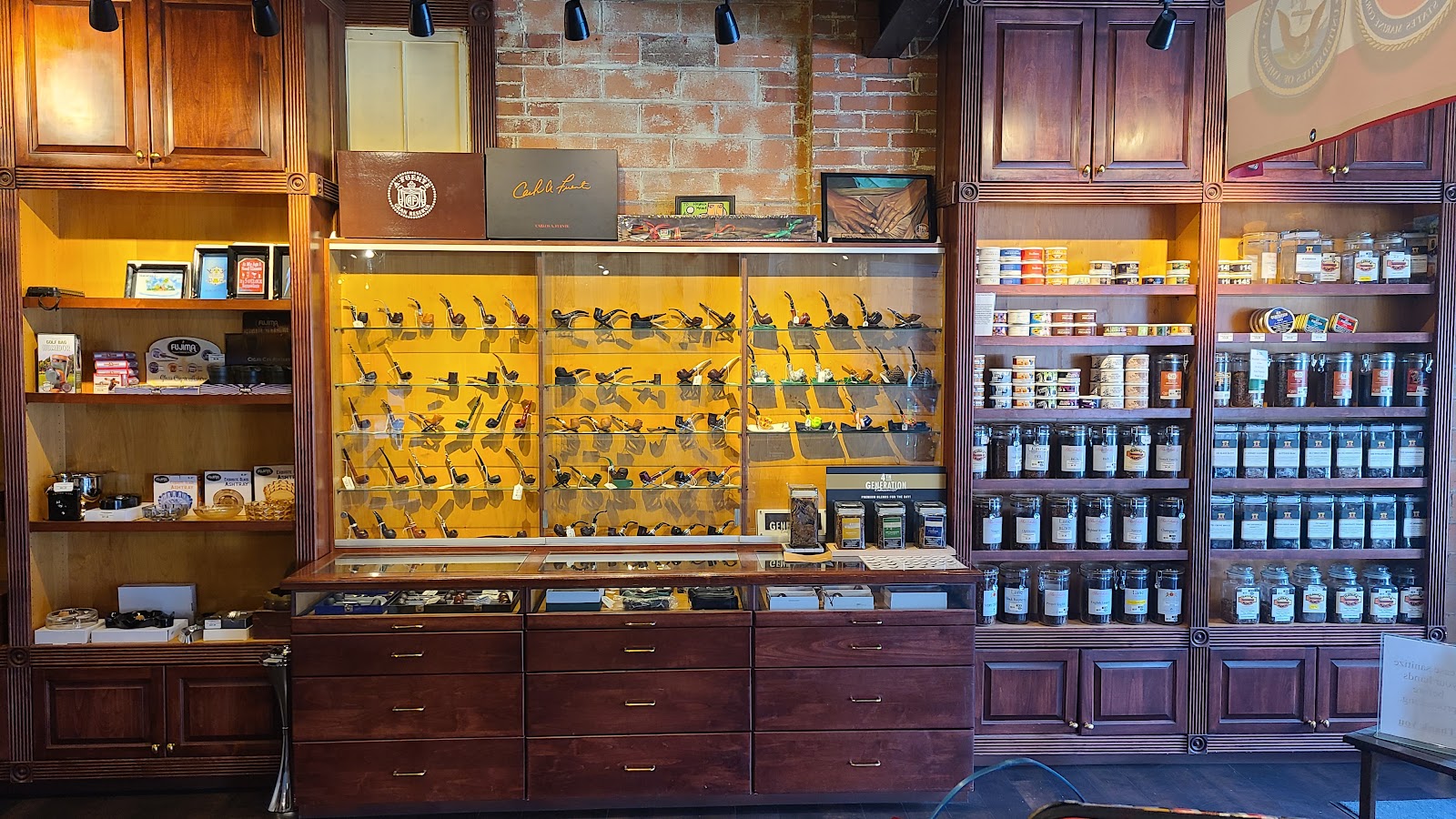 Smoker Friendly #181, dba Havana Manor - Longmont, CO photo 9