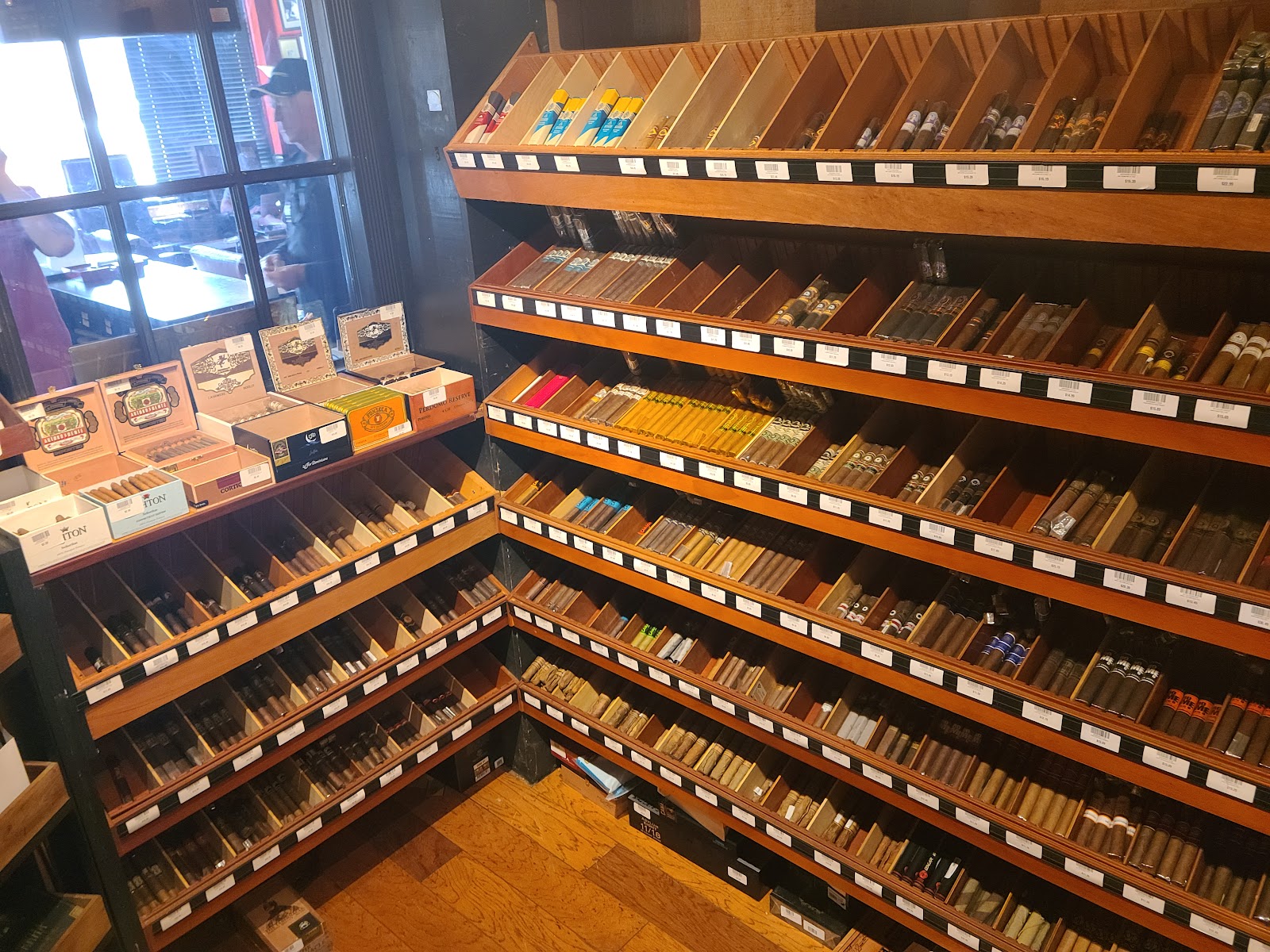 Smoker Friendly - Denver, CO (Cigars on Sixth) photo 2