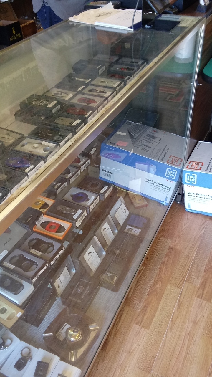 Smokers Haven photo 10