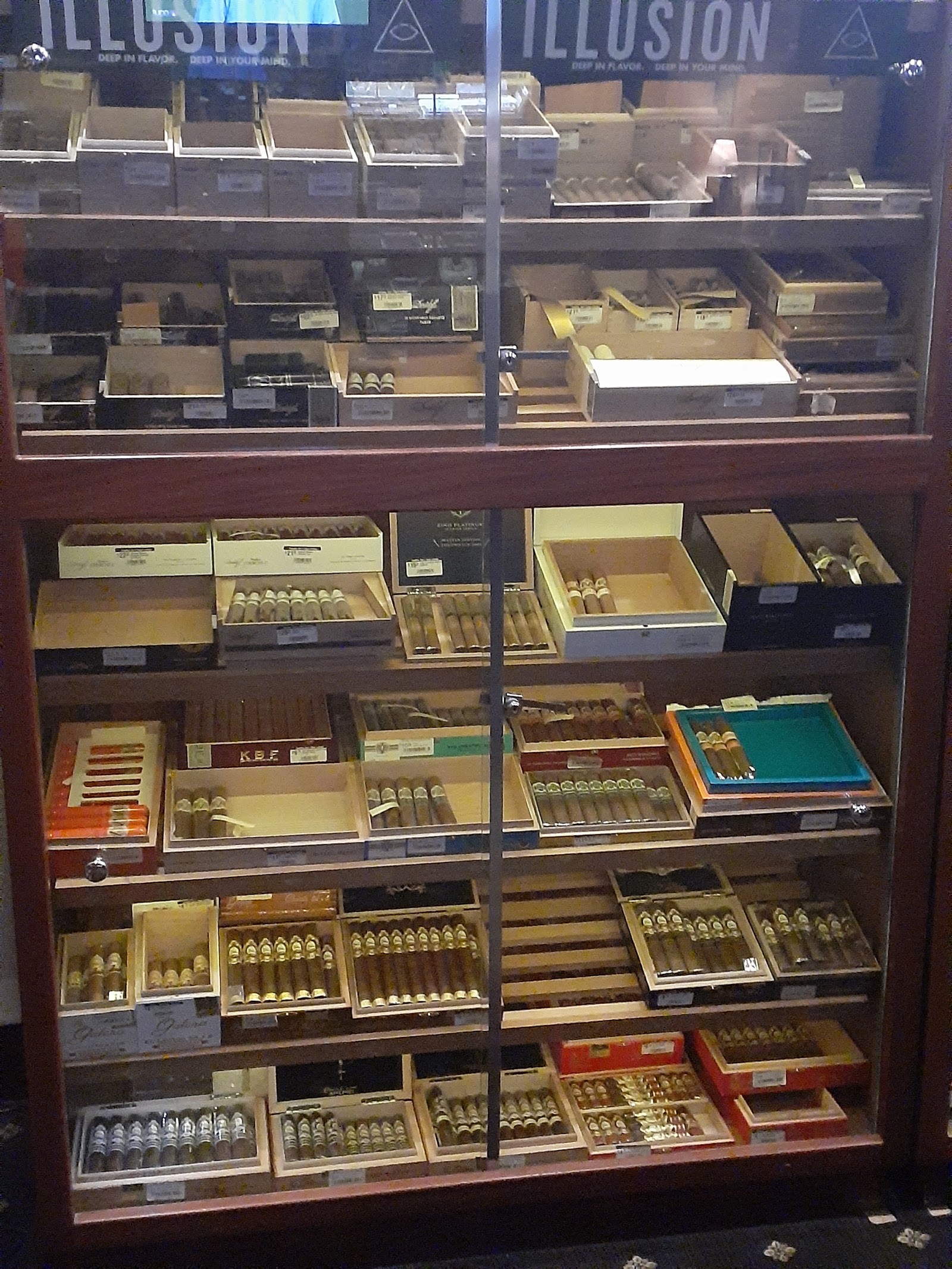 Smokey Joe's Cigar Lounge photo 9