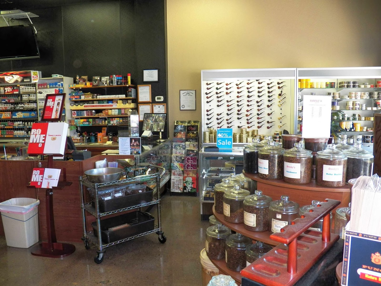 Smoky's Tobacco Cigars & Gifts photo 3
