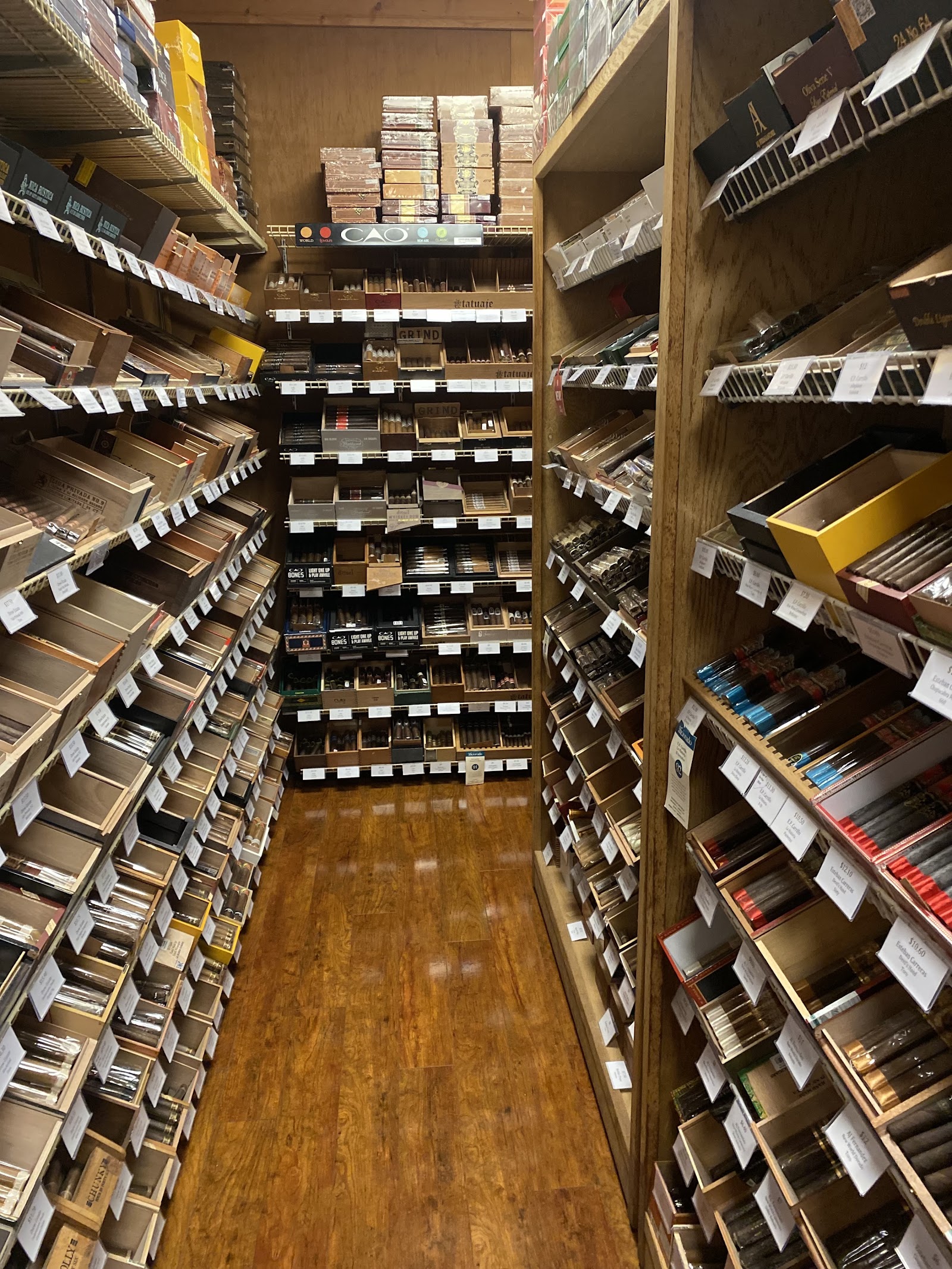 Smoky's Tobacco Cigars & Gifts photo 5