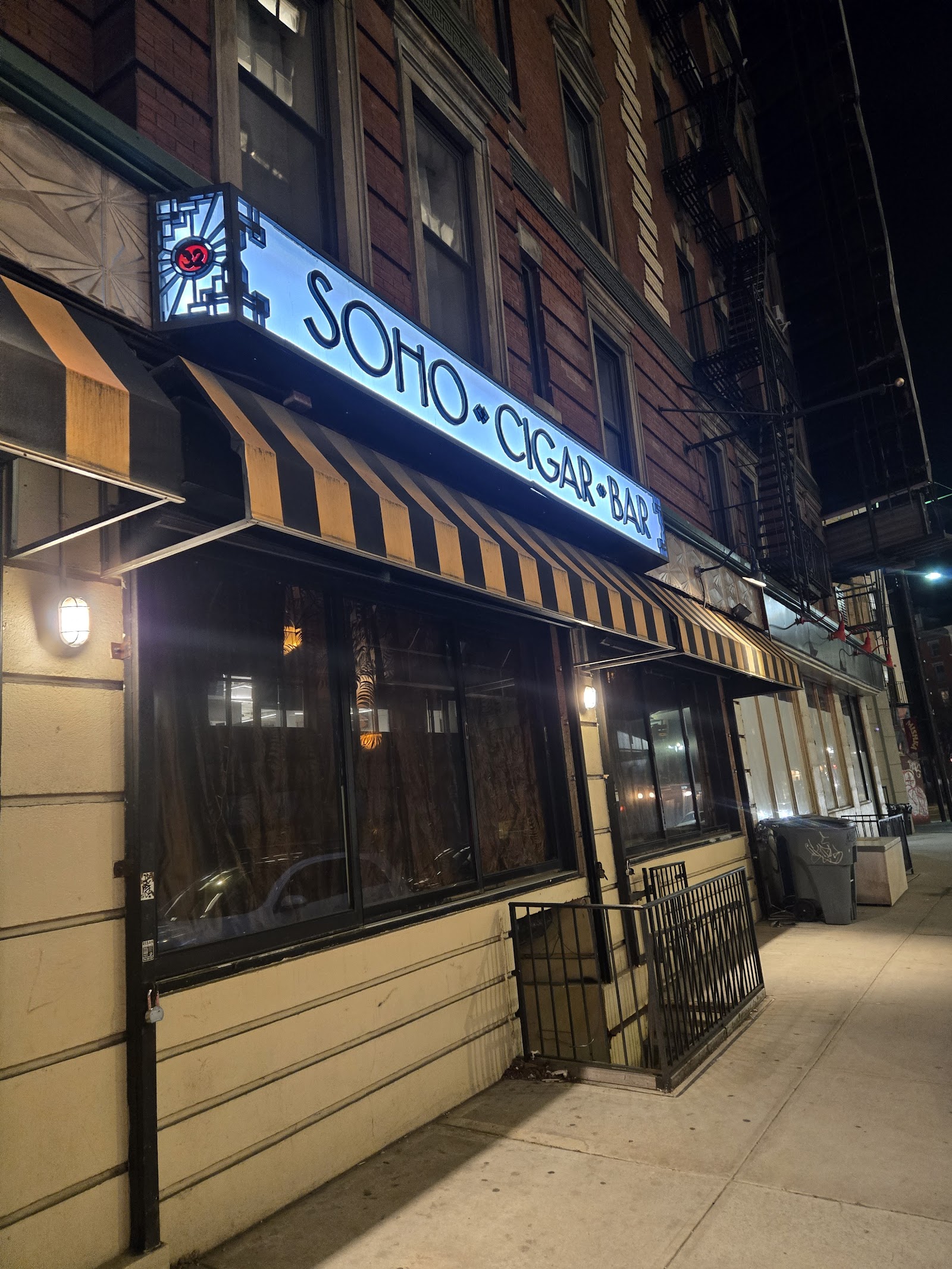Soho Cigar Bar photo 4