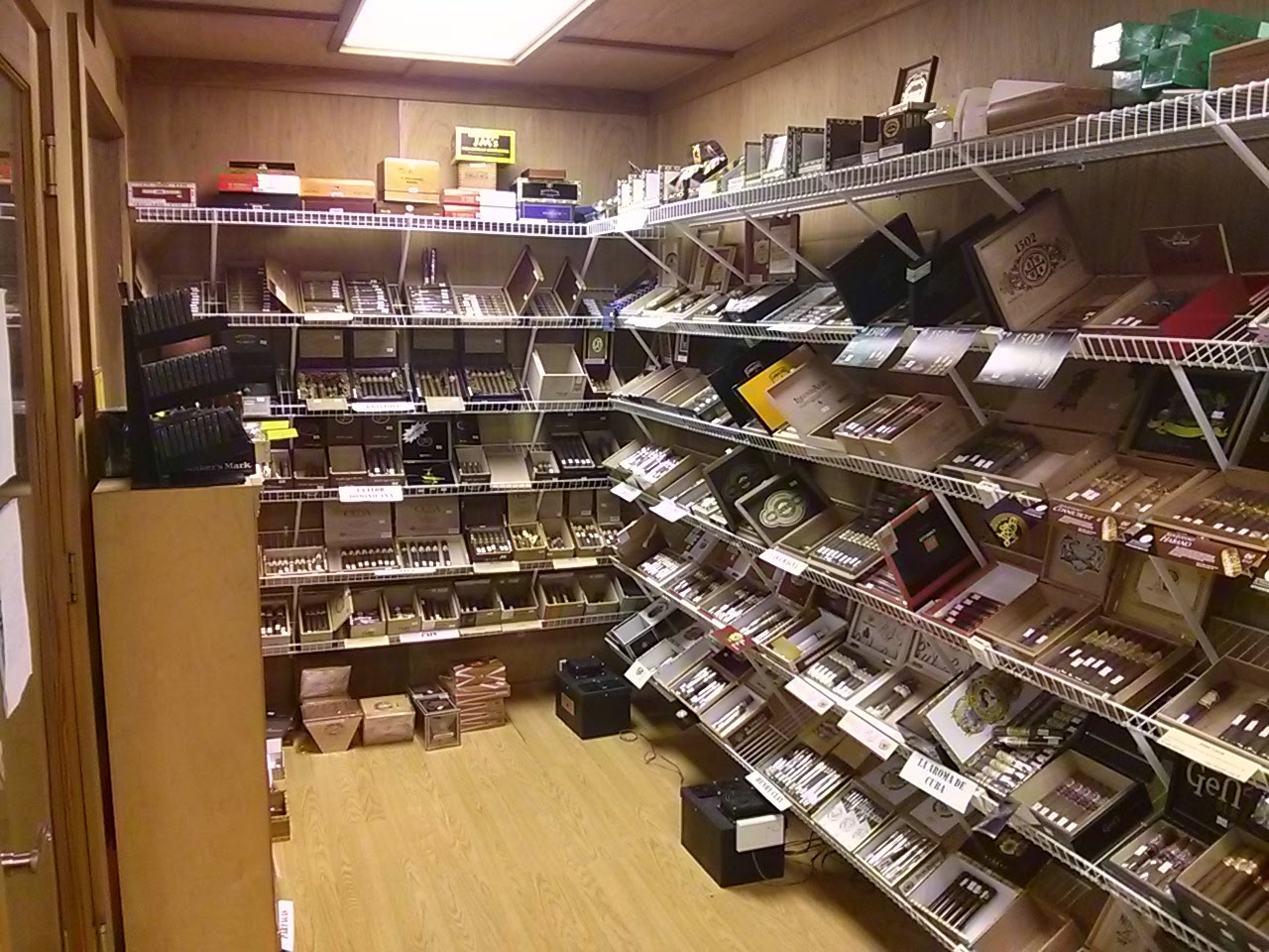 Southside Cigar & Tobacco photo 9