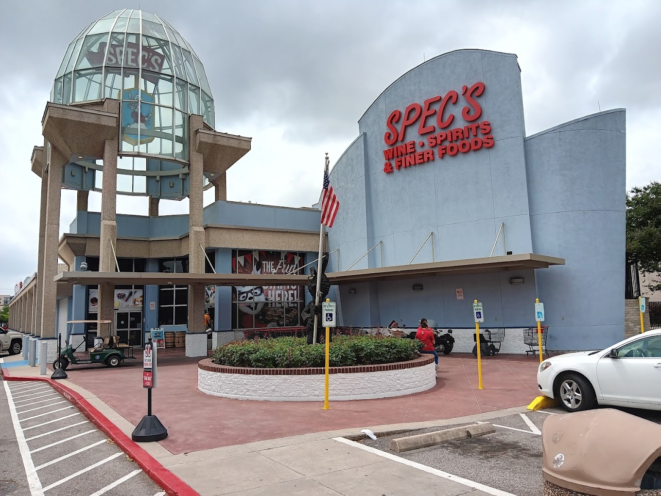 Spec's (HQ)