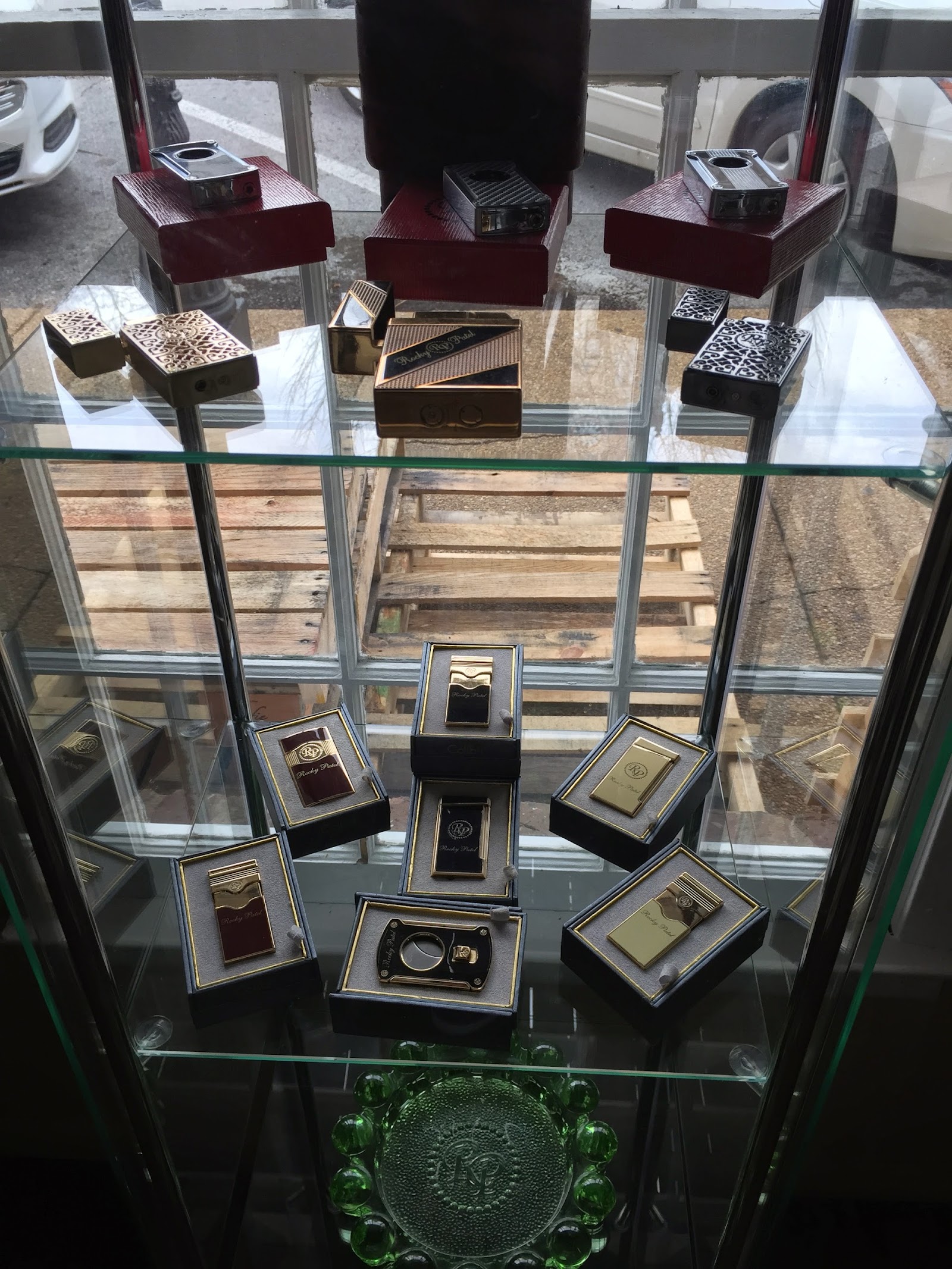 Spring Street Cigars photo 7