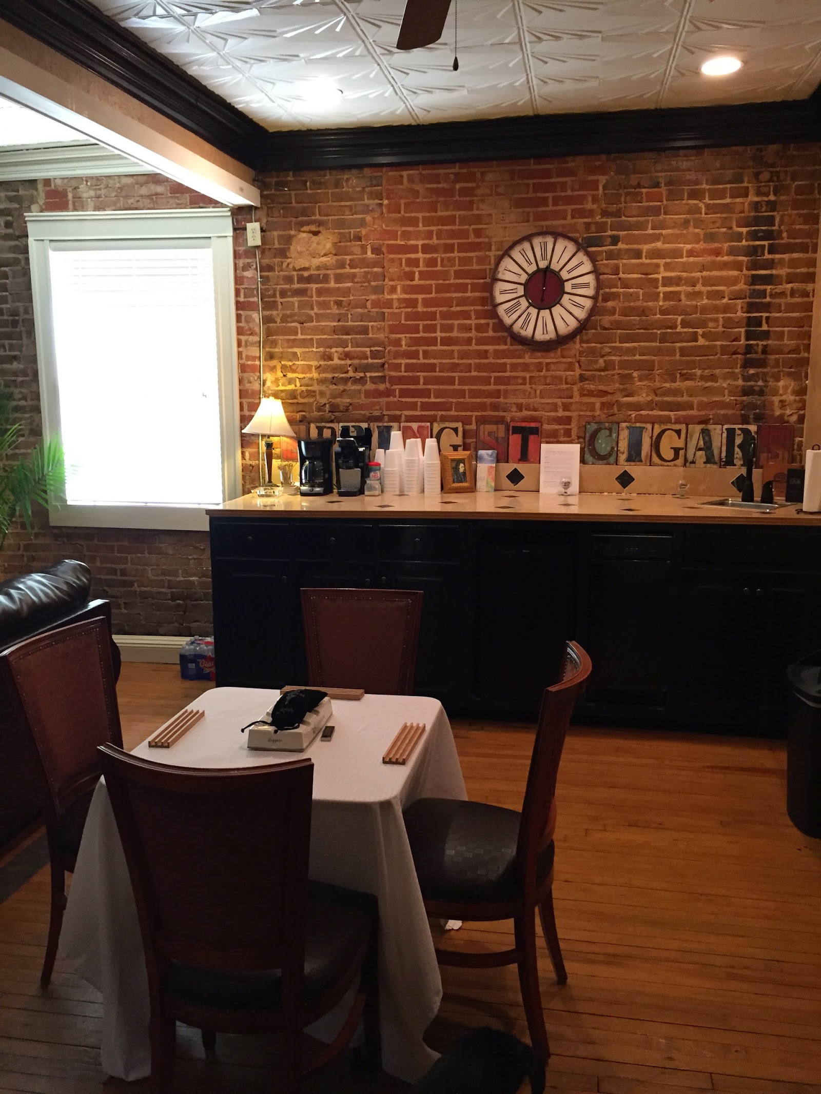 Spring Street Cigars photo 10