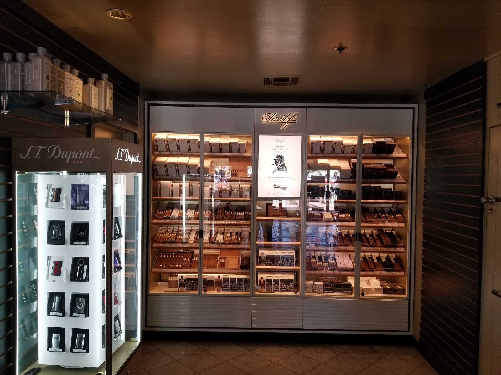Stag Tobacconist (North Scottsdale) photo 3
