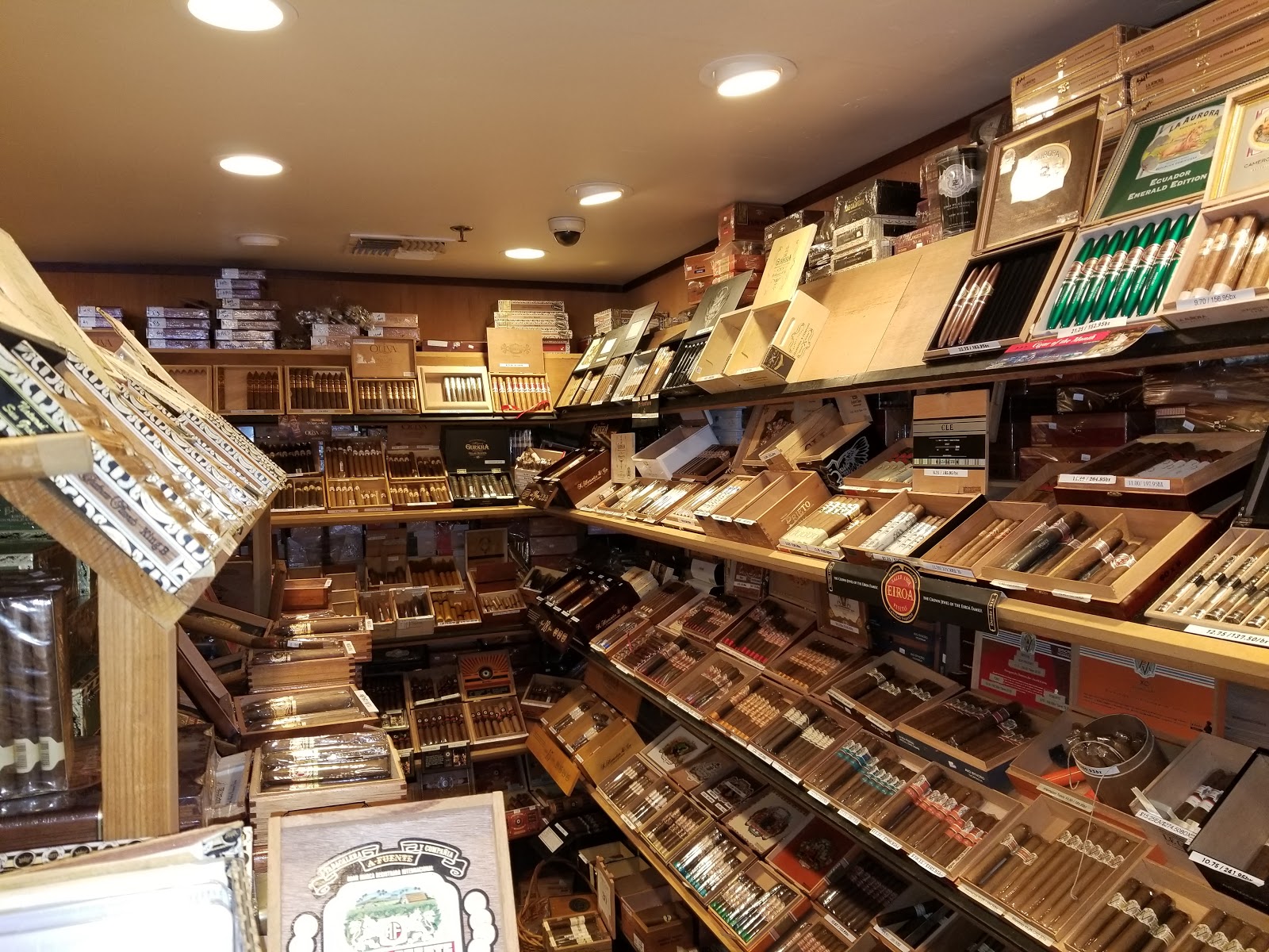 Stag Tobacconist (North Scottsdale) photo 8