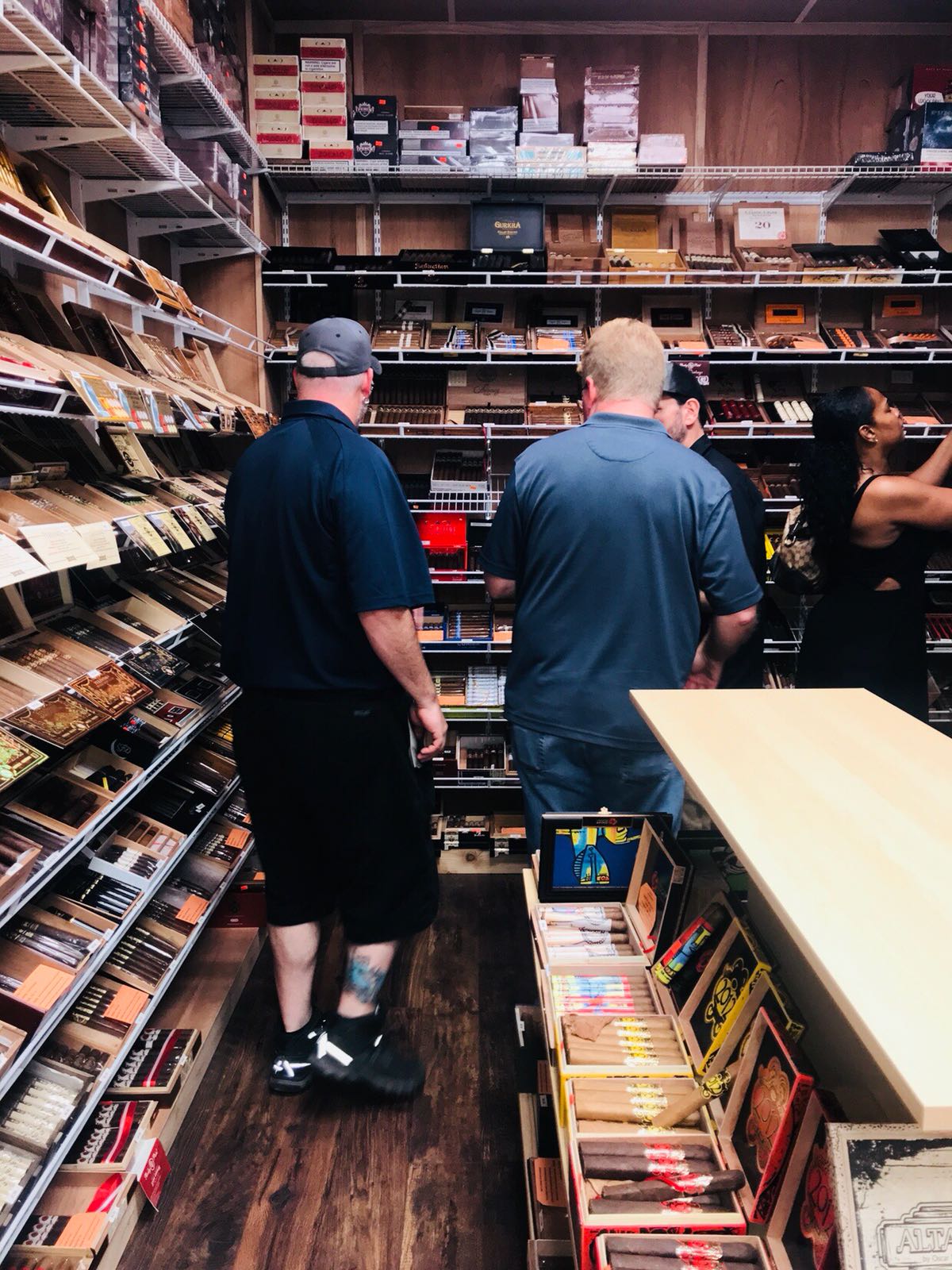 Stateline Cigar Lounge photo 10