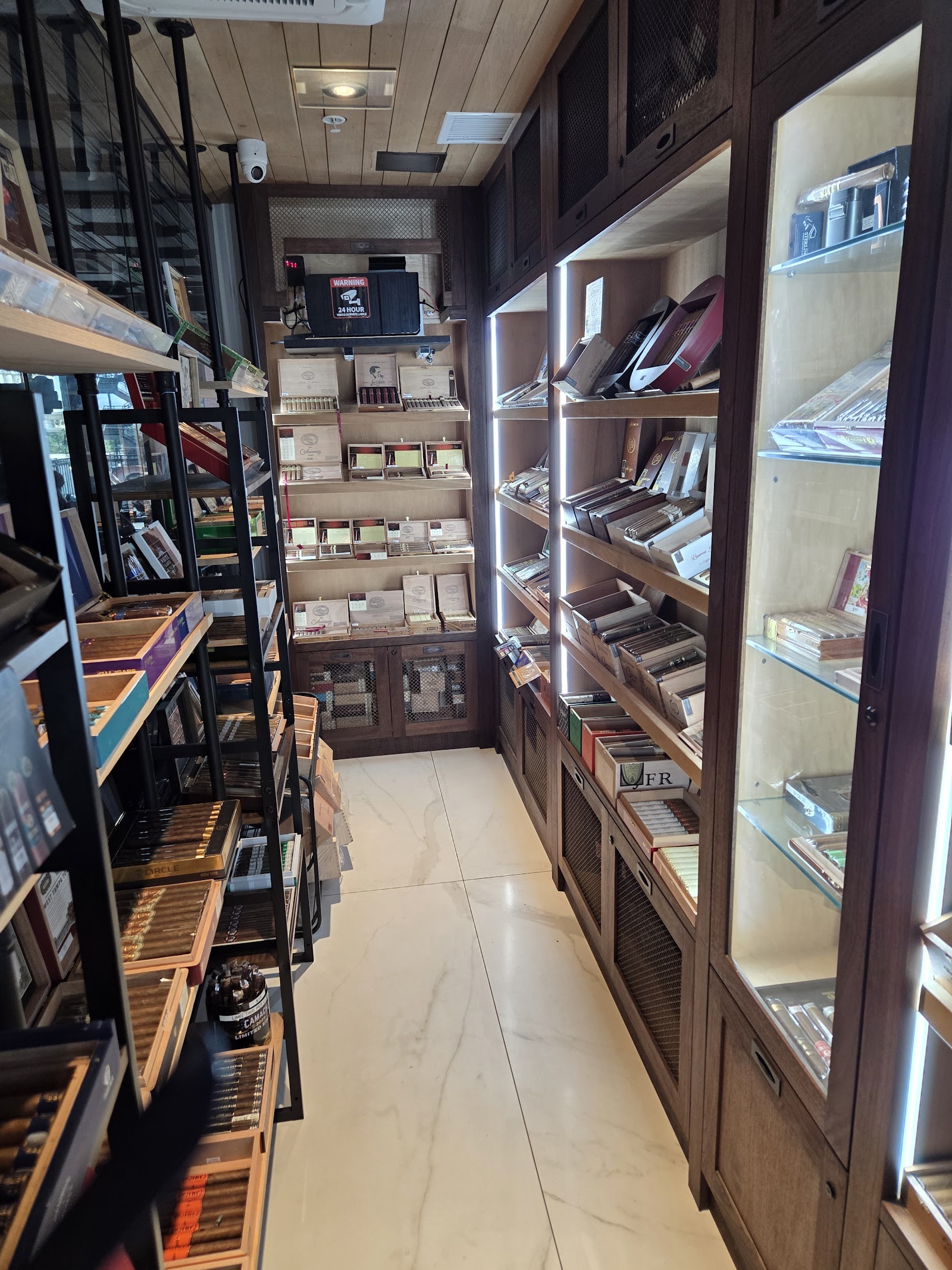 Sterling Cigar Lounge and Bar photo 8