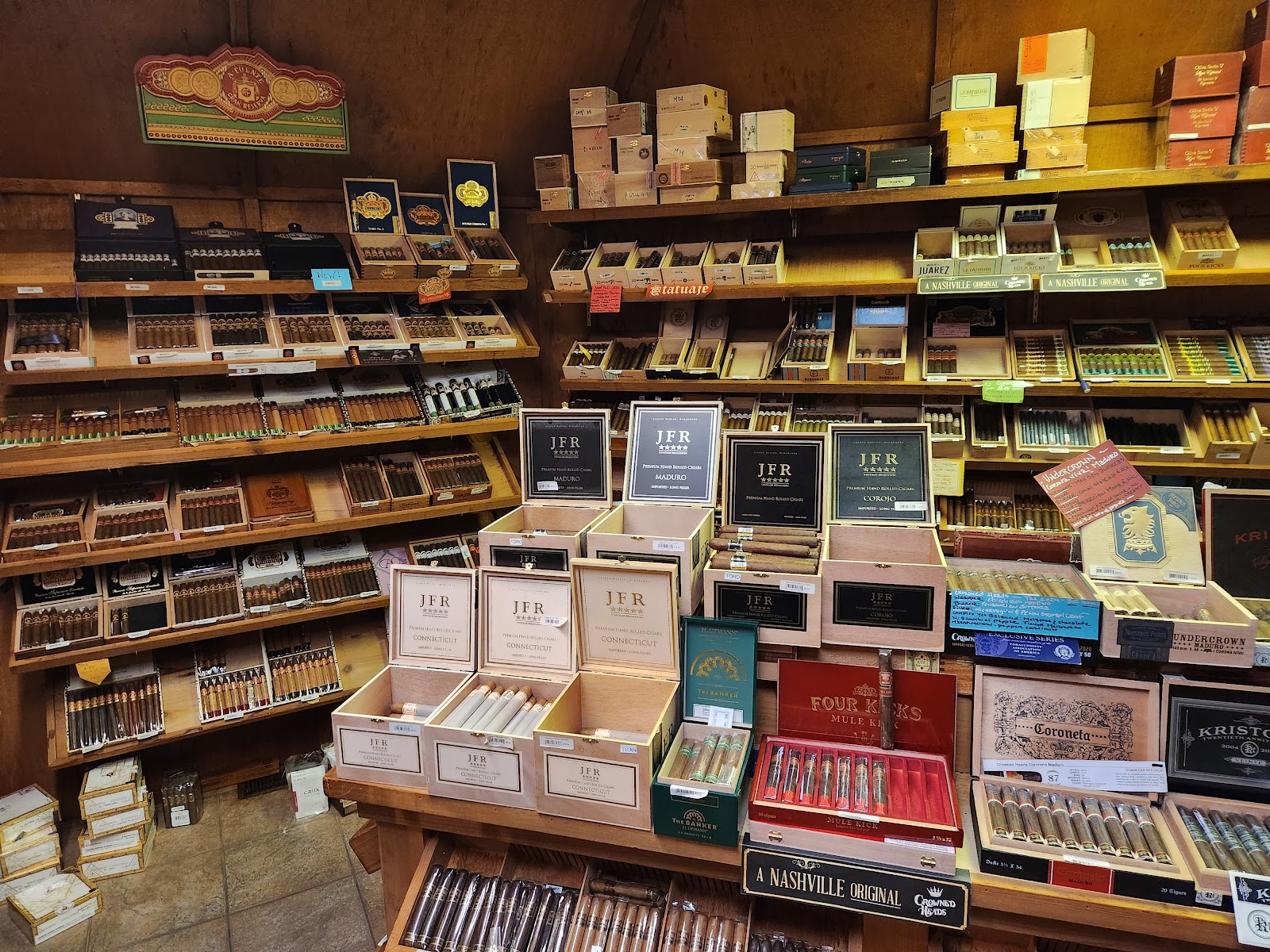 Stogies On Grand photo 3