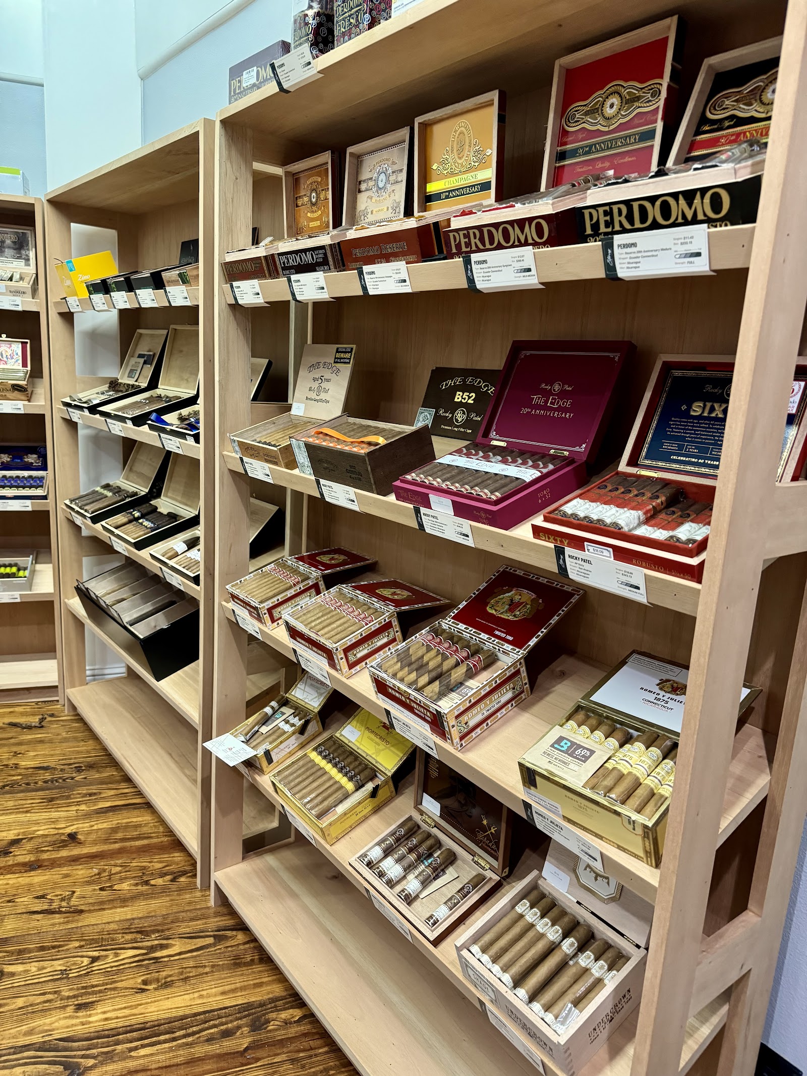 Stories Cigars + Lounge photo 8