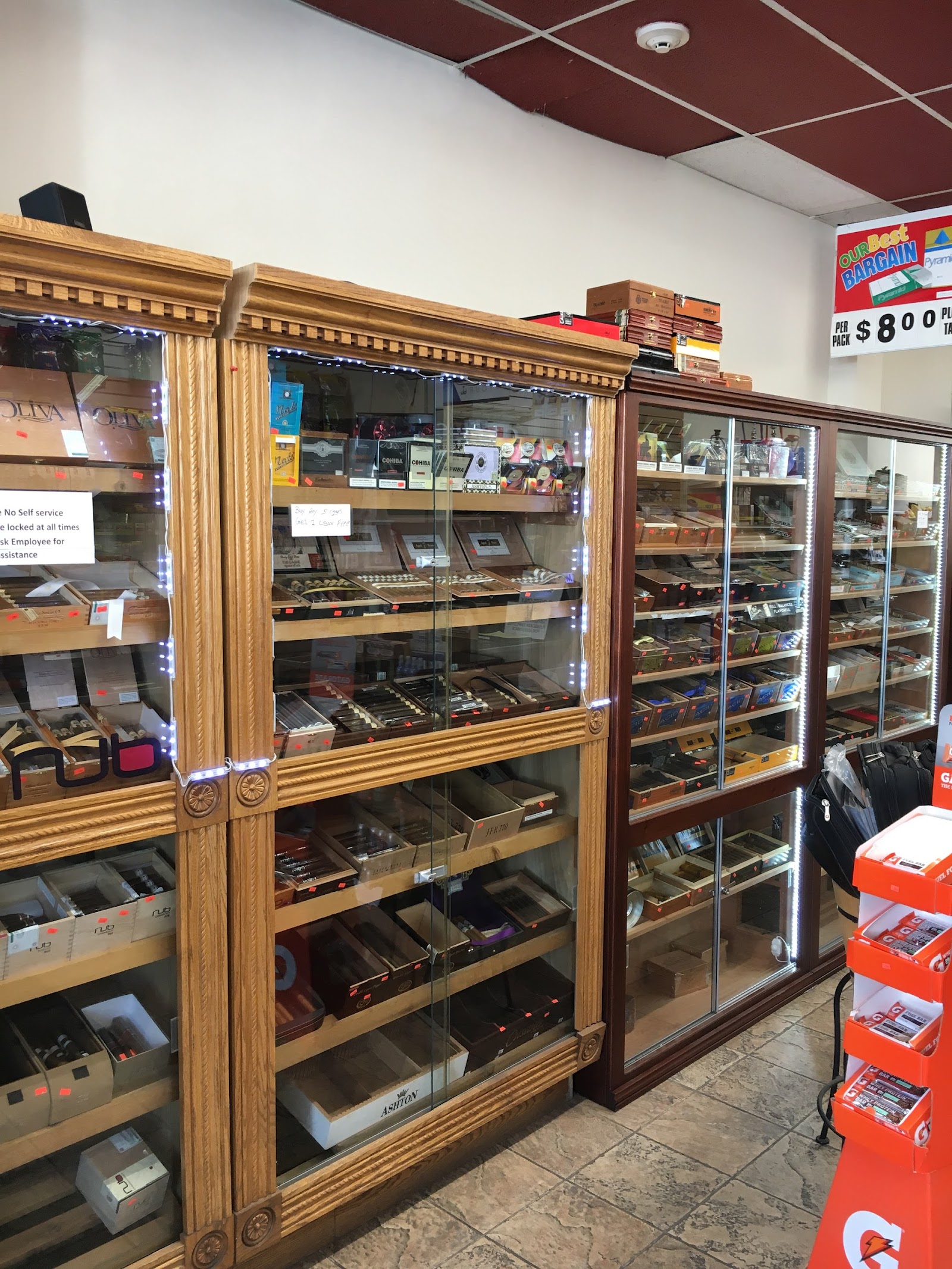 Sunny's Smoke Shop photo 3