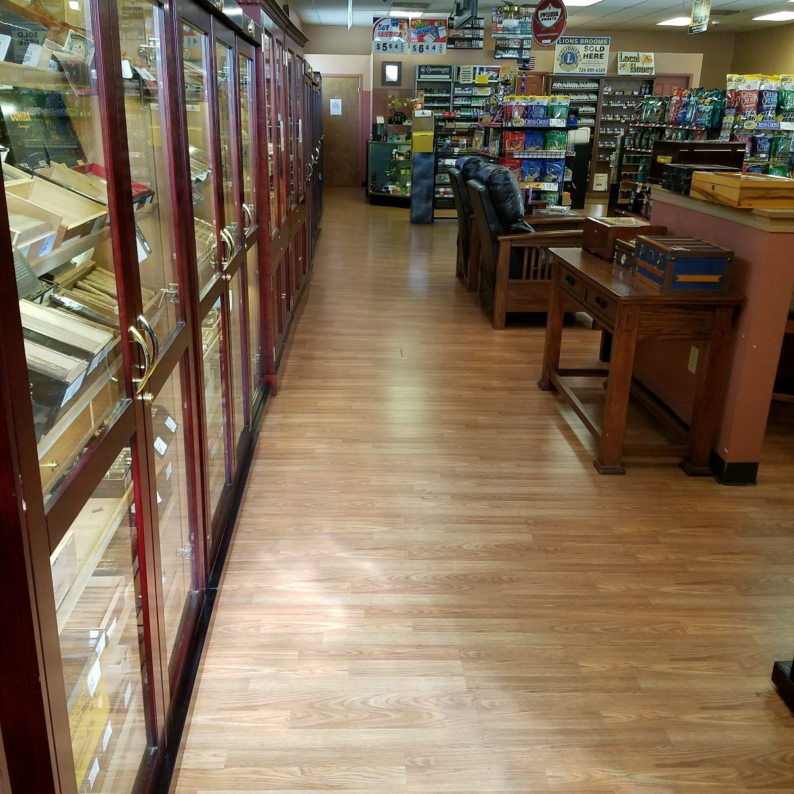 Superior Smoke Shoppes, LLC - Homestead, PA photo 2
