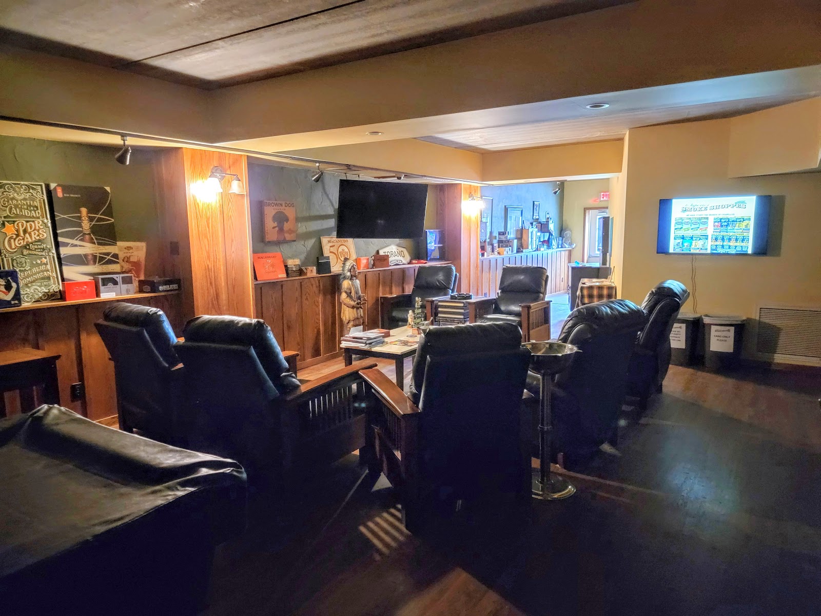 Superior Smoke Shoppes LLC (HQ) photo 8
