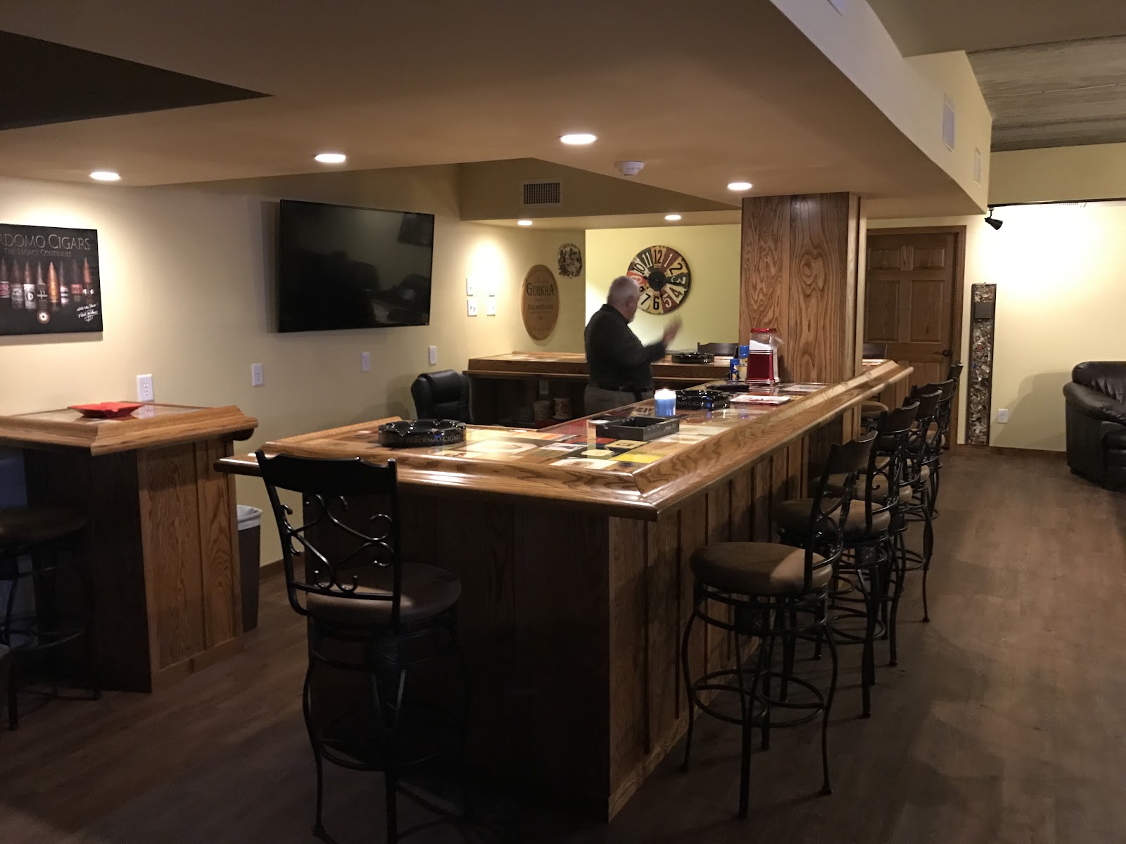 Superior Smoke Shoppes LLC (HQ) photo 10