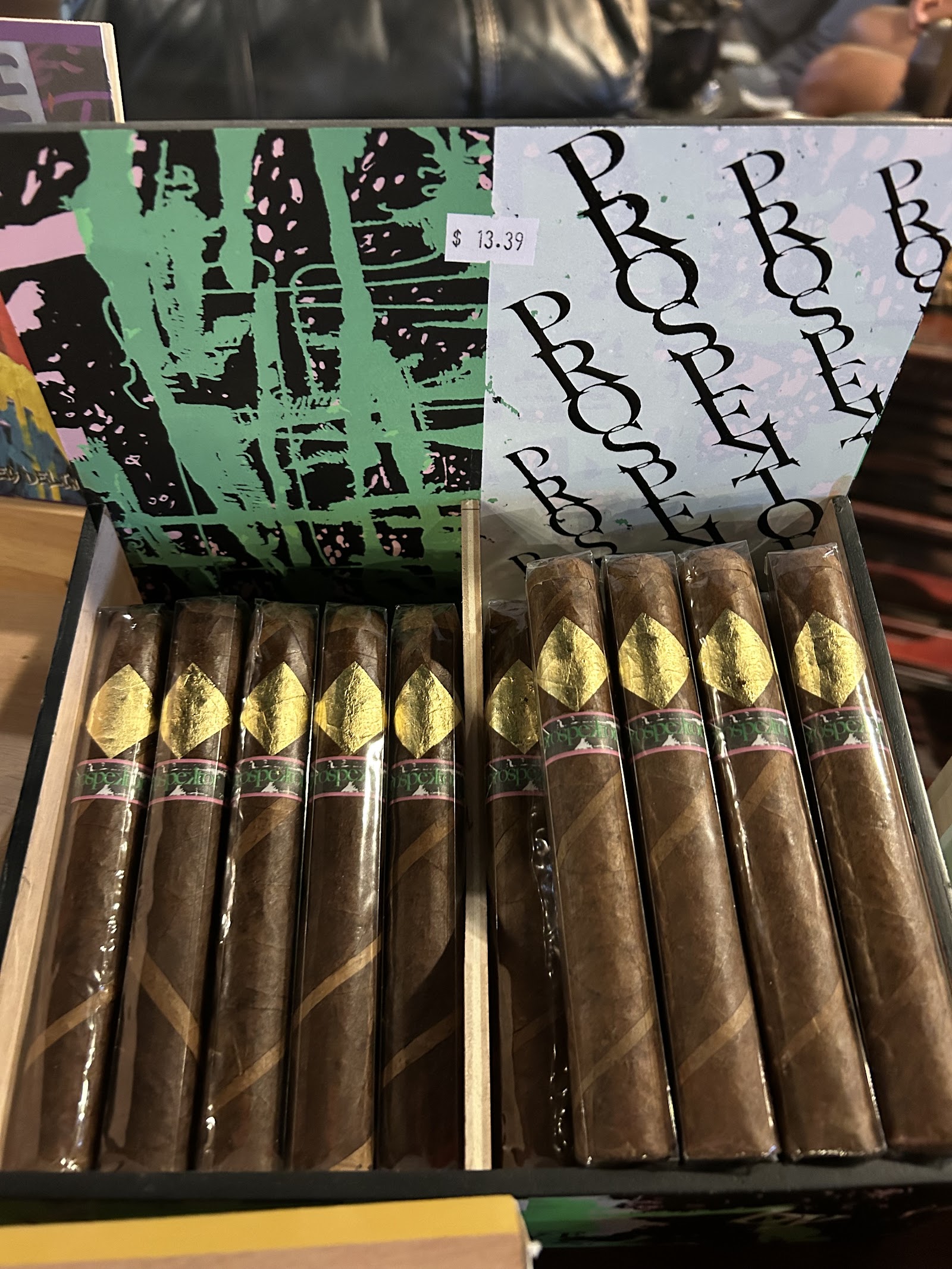 Tabaco World photo 5