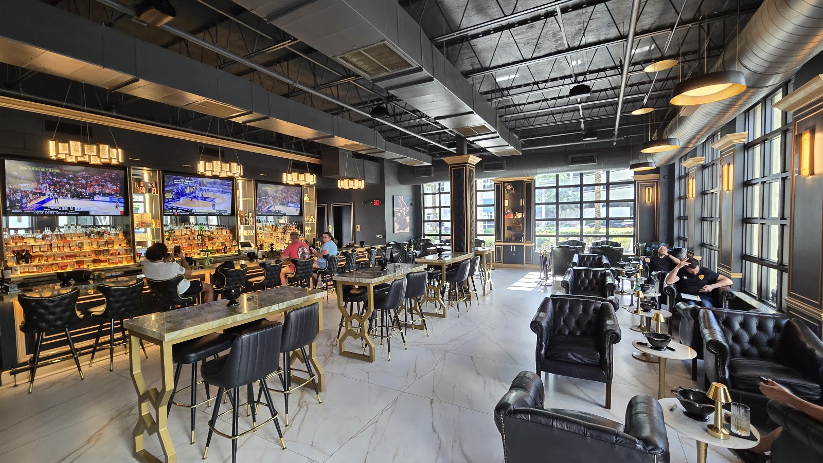 Tabacon Cigars and Spirits (Plantation) HQ photo 4