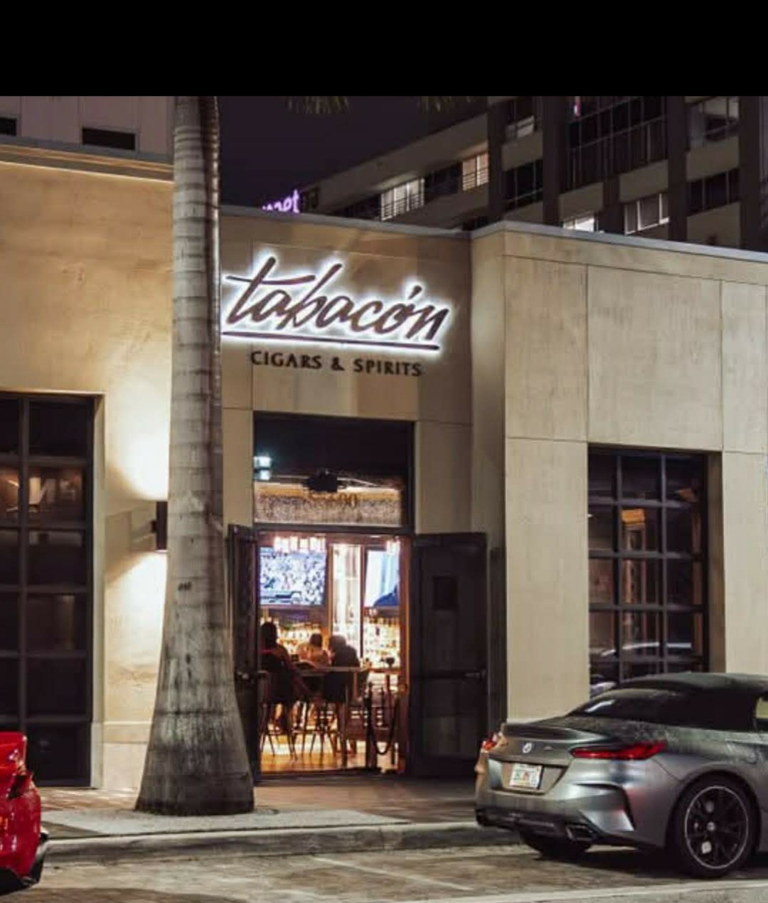 Tabacon Cigars and Spirits (Plantation) HQ photo 6