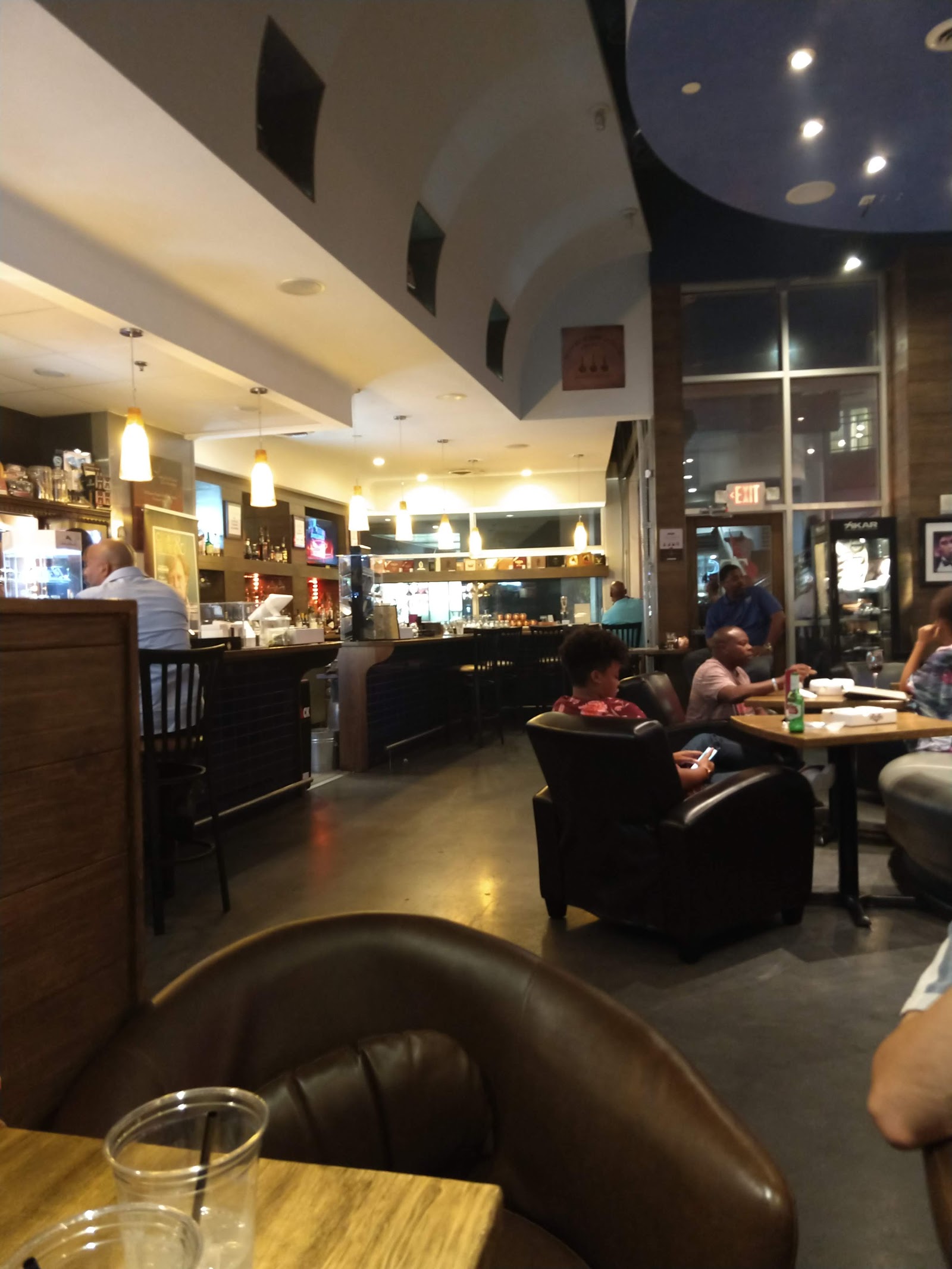 Tailored Smoke Cigar Lounge photo 3