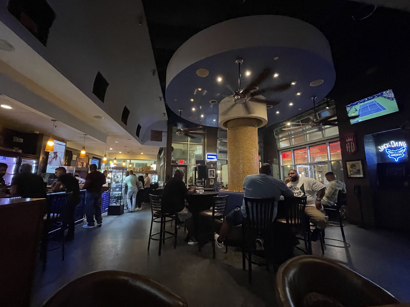 Tailored Smoke Cigar Lounge photo 5